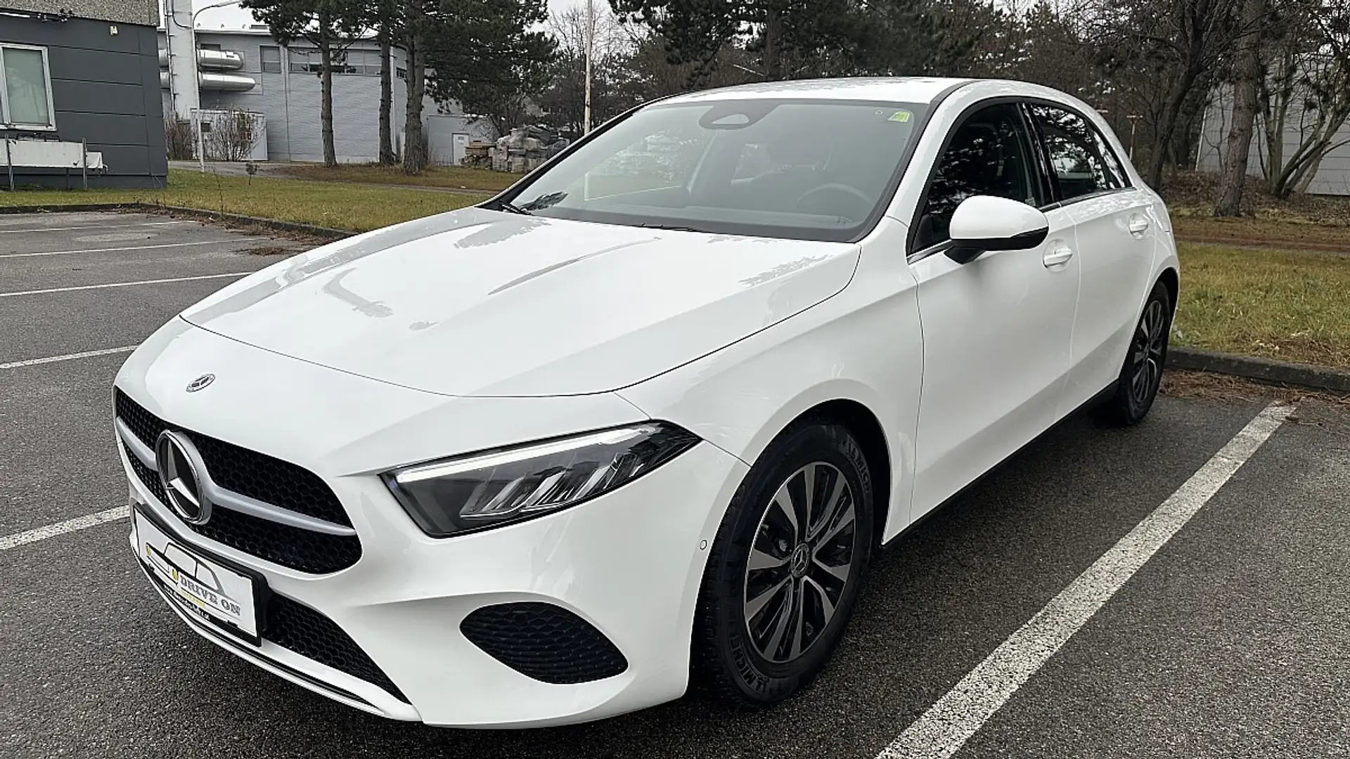 Mercedes-Benz A 180 d *Österreich-E.*Advanced*KAMERA*LED*LEDER*Sitz... Blanc - 1