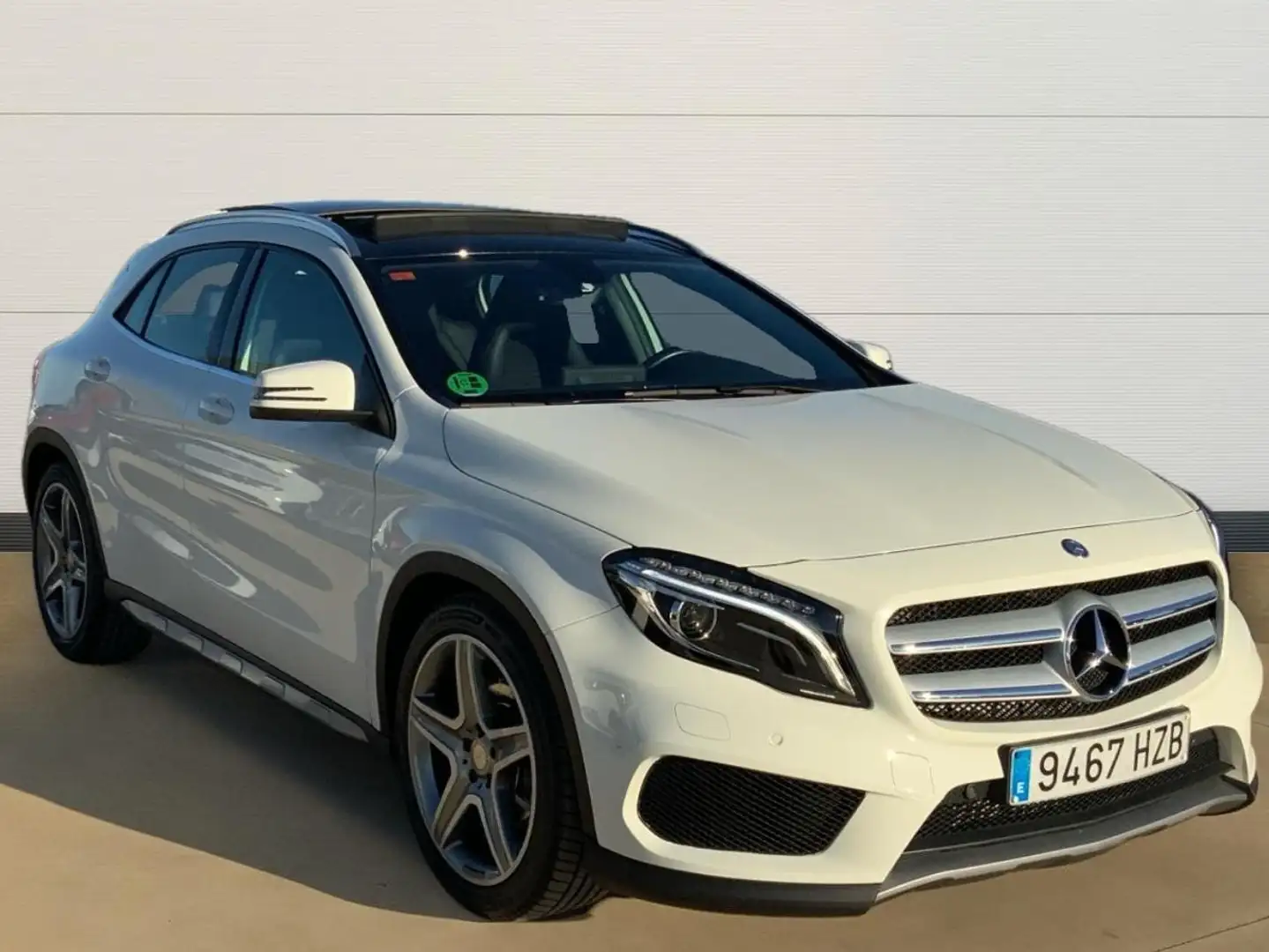 Mercedes-Benz GLA 220 - 1