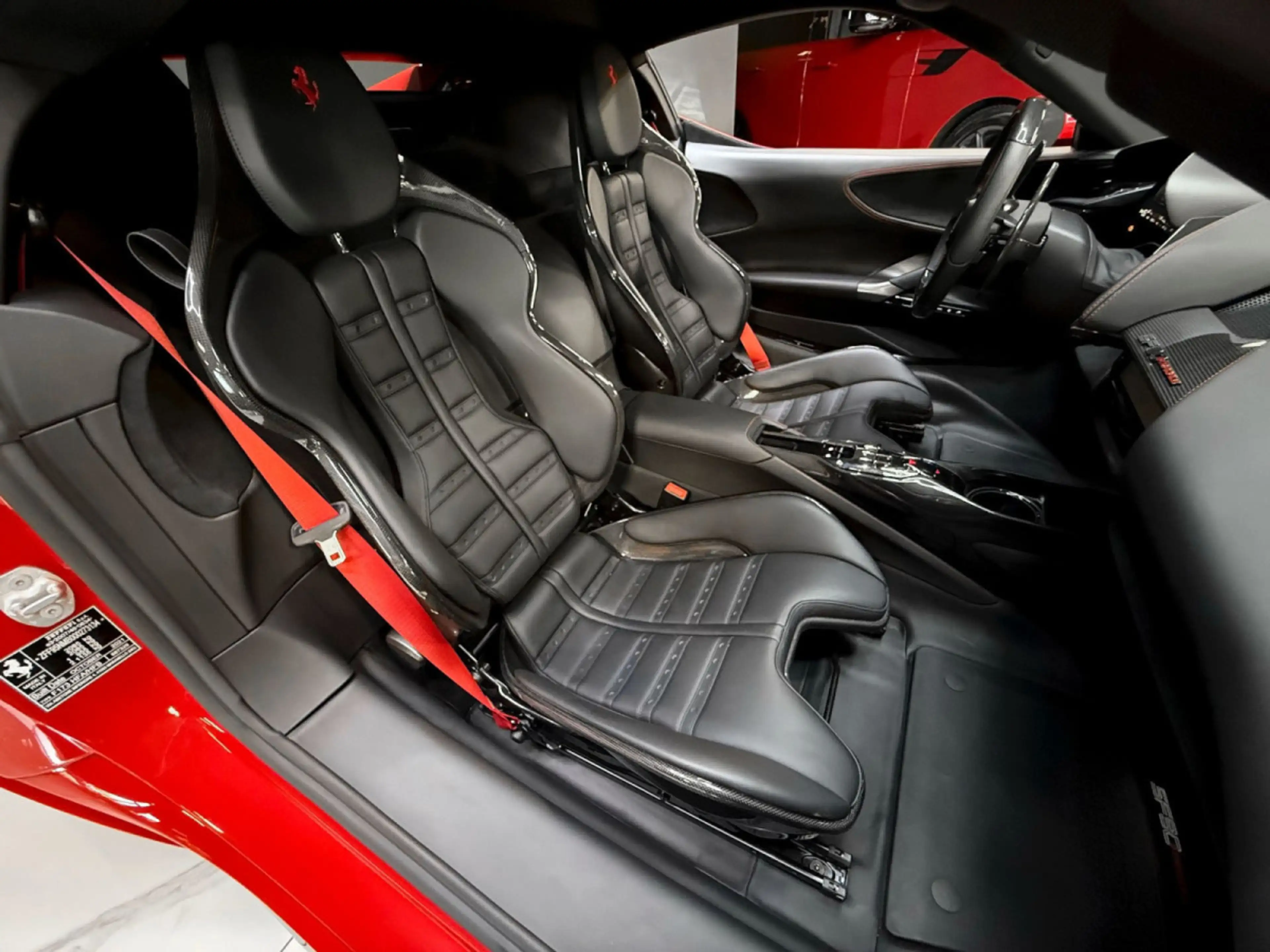 Ferrari SF90 Stradale Racing Seats / Carbon / Lift / JBL — photo 13