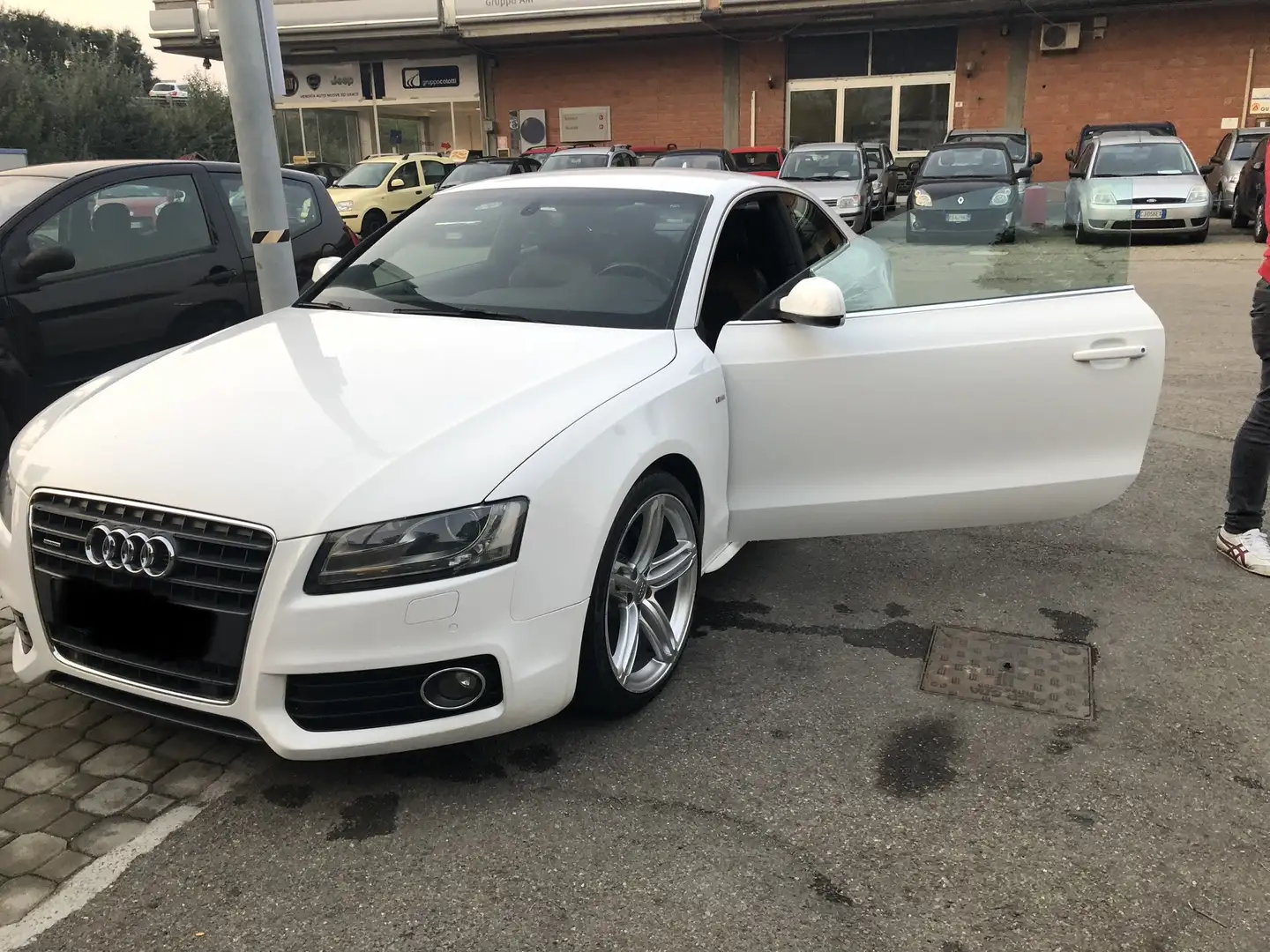 Audi A5 Coupe 2.0 tdi Ambiente quattro 177cv Sline - 2