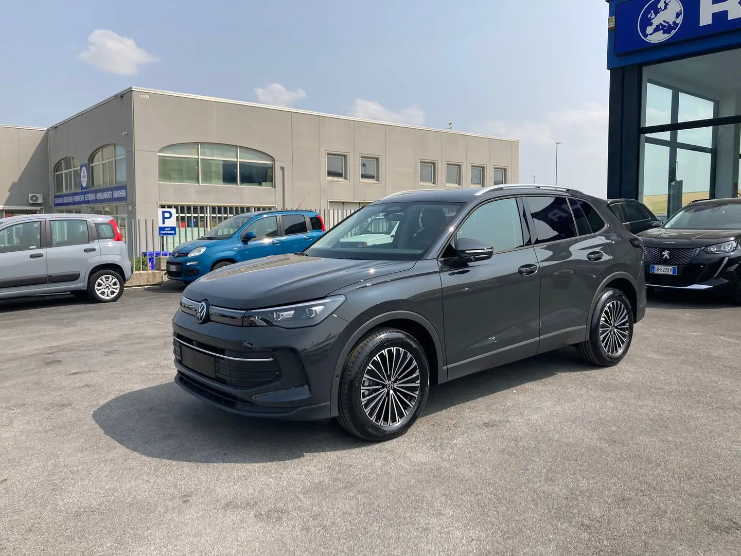 Volkswagen Tiguan 2.0 tdi Life 150cv dsg Grigio - 2
