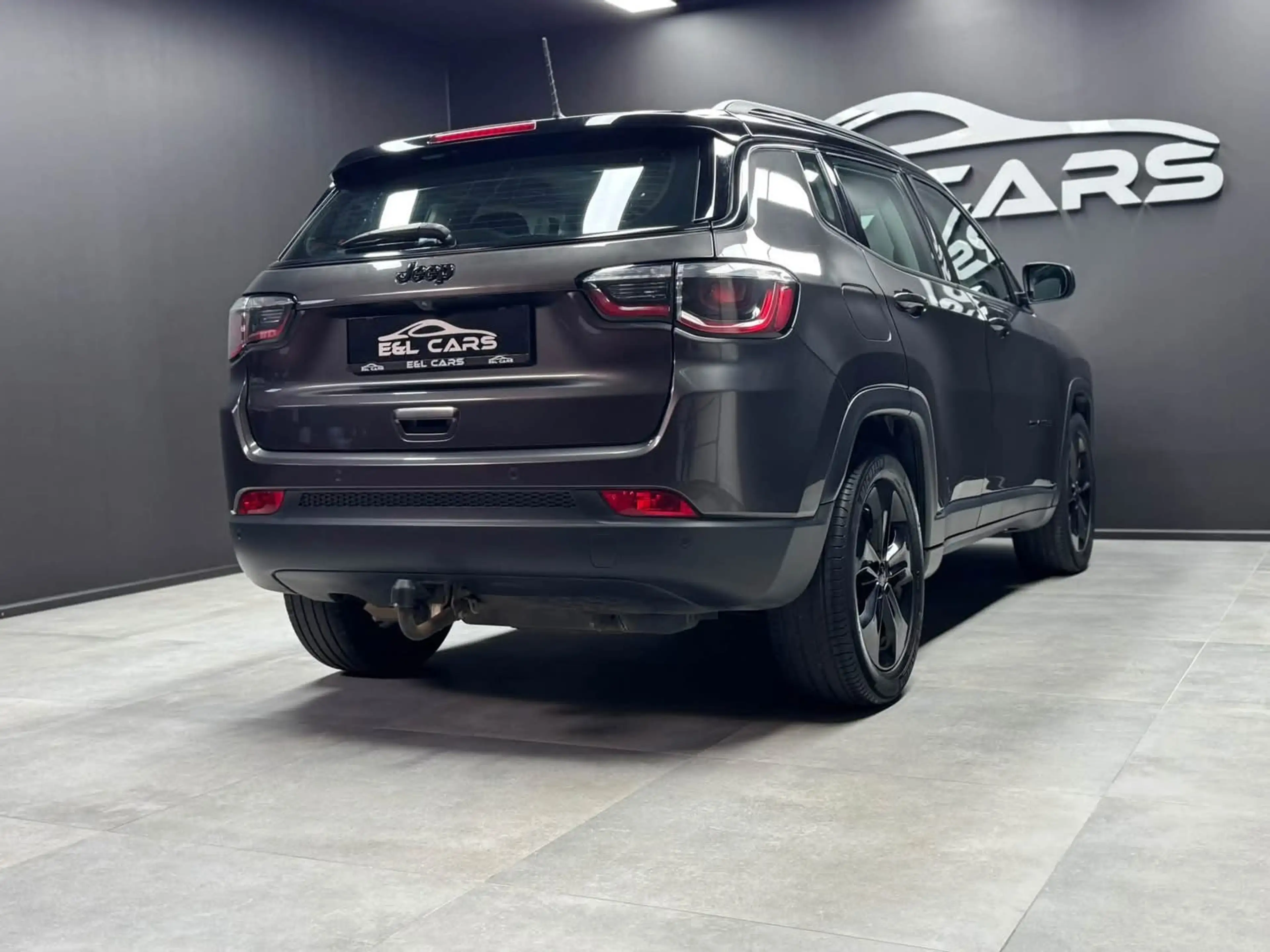 Jeep Compass Compass 1.6 MJD 4x2 **12 mois de garantie** — photo 4
