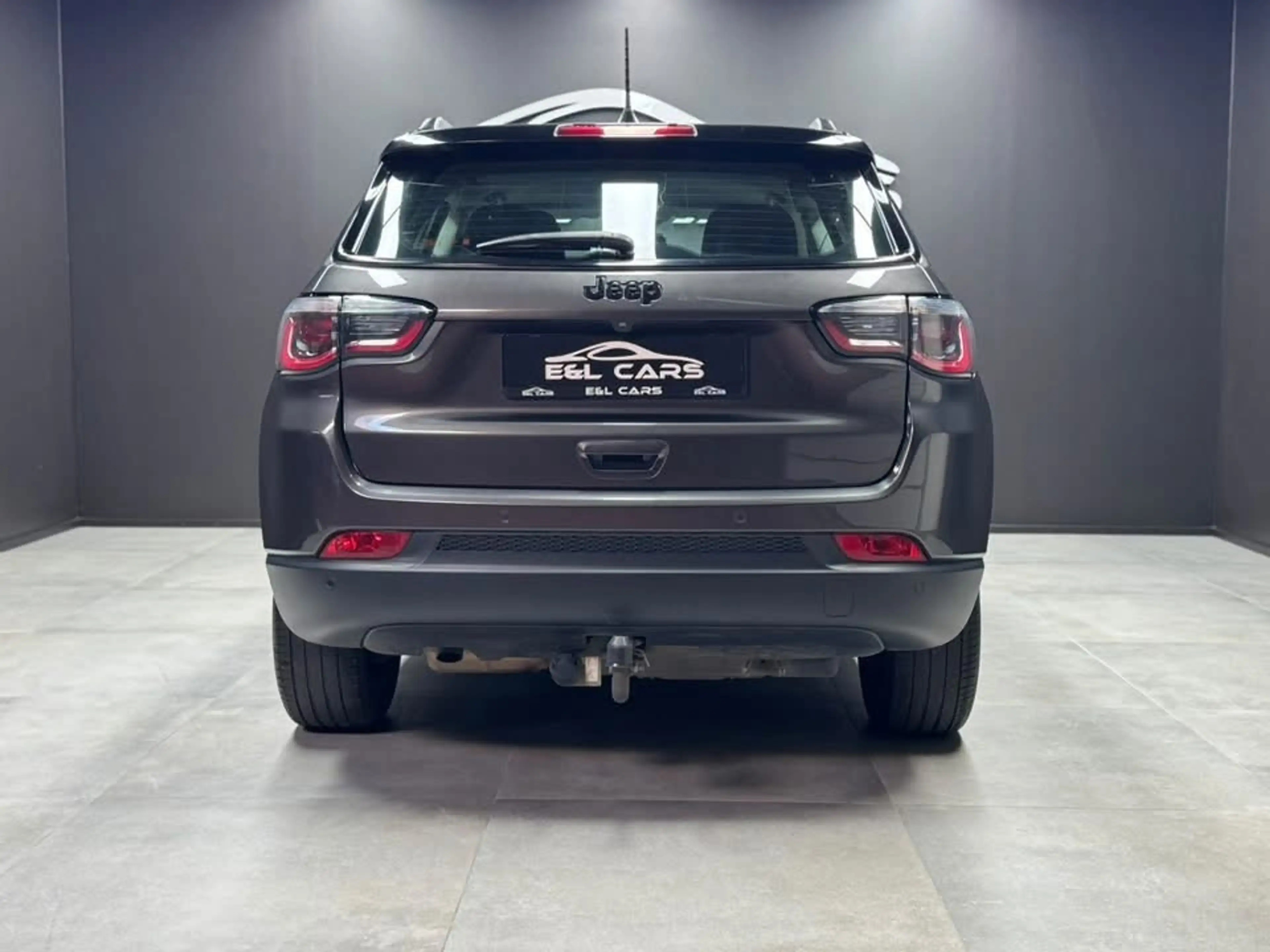 Jeep Compass Compass 1.6 MJD 4x2 **12 mois de garantie** — photo 5