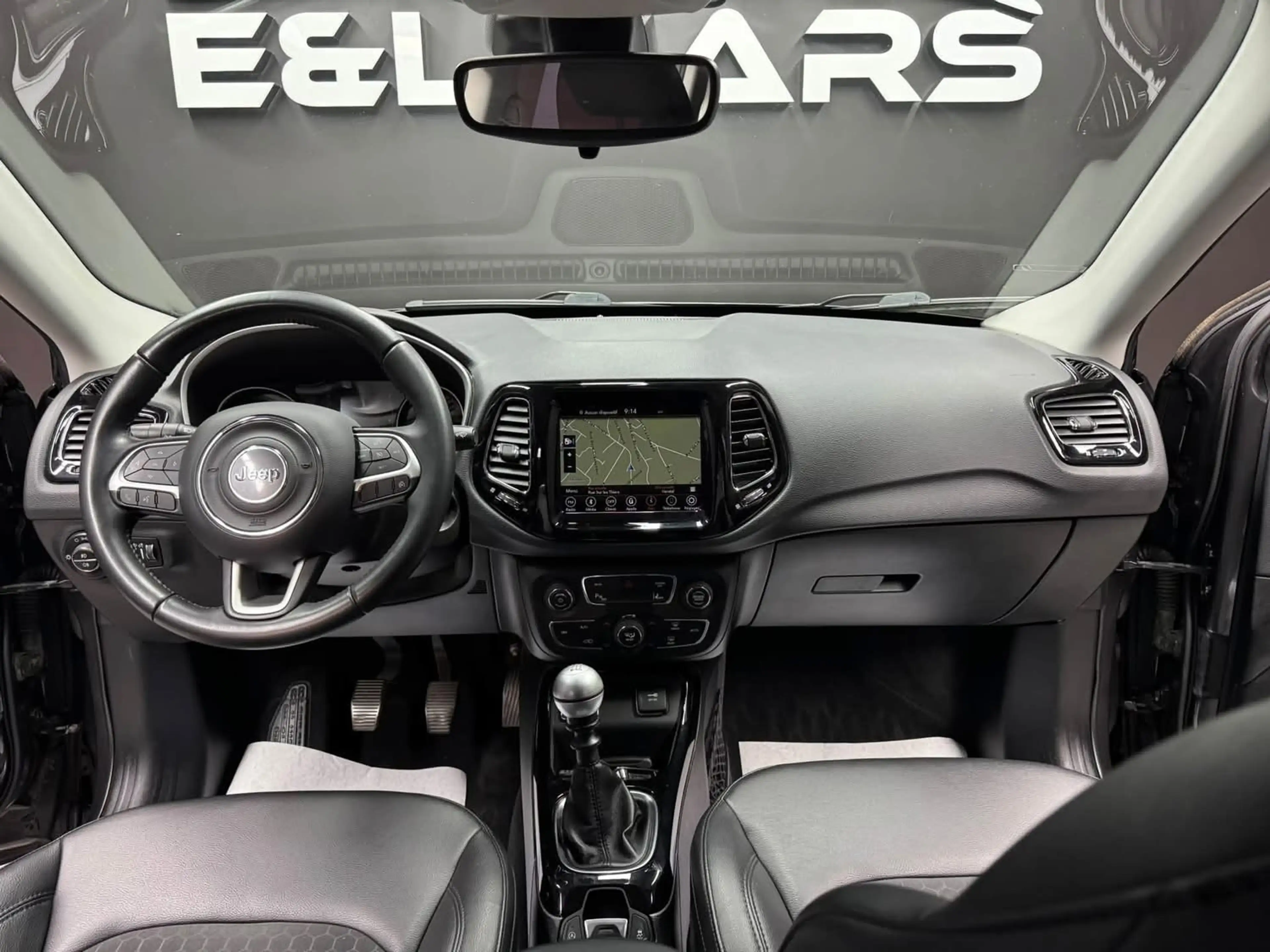 Jeep Compass Compass 1.6 MJD 4x2 **12 mois de garantie** — photo 13