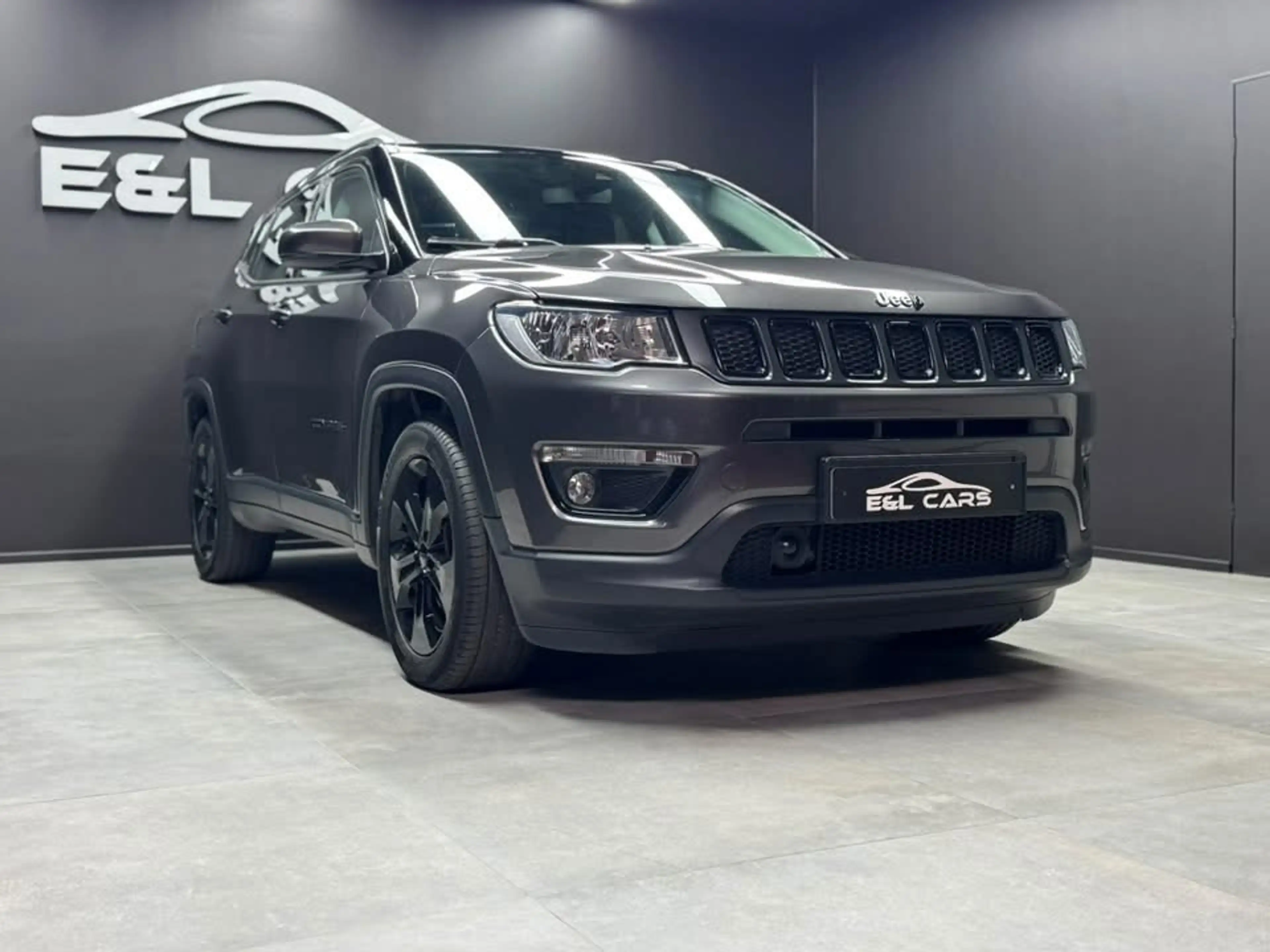 Jeep Compass Compass 1.6 MJD 4x2 **12 mois de garantie** — photo 3