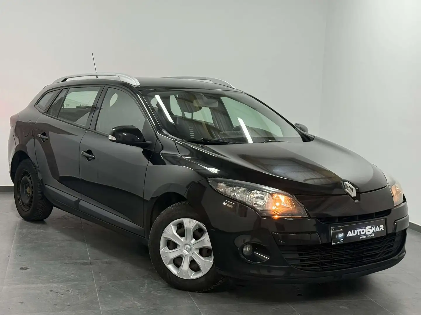 Renault Megane Mégane SW 1.5 dCi Navigation - Airco Noir - 1