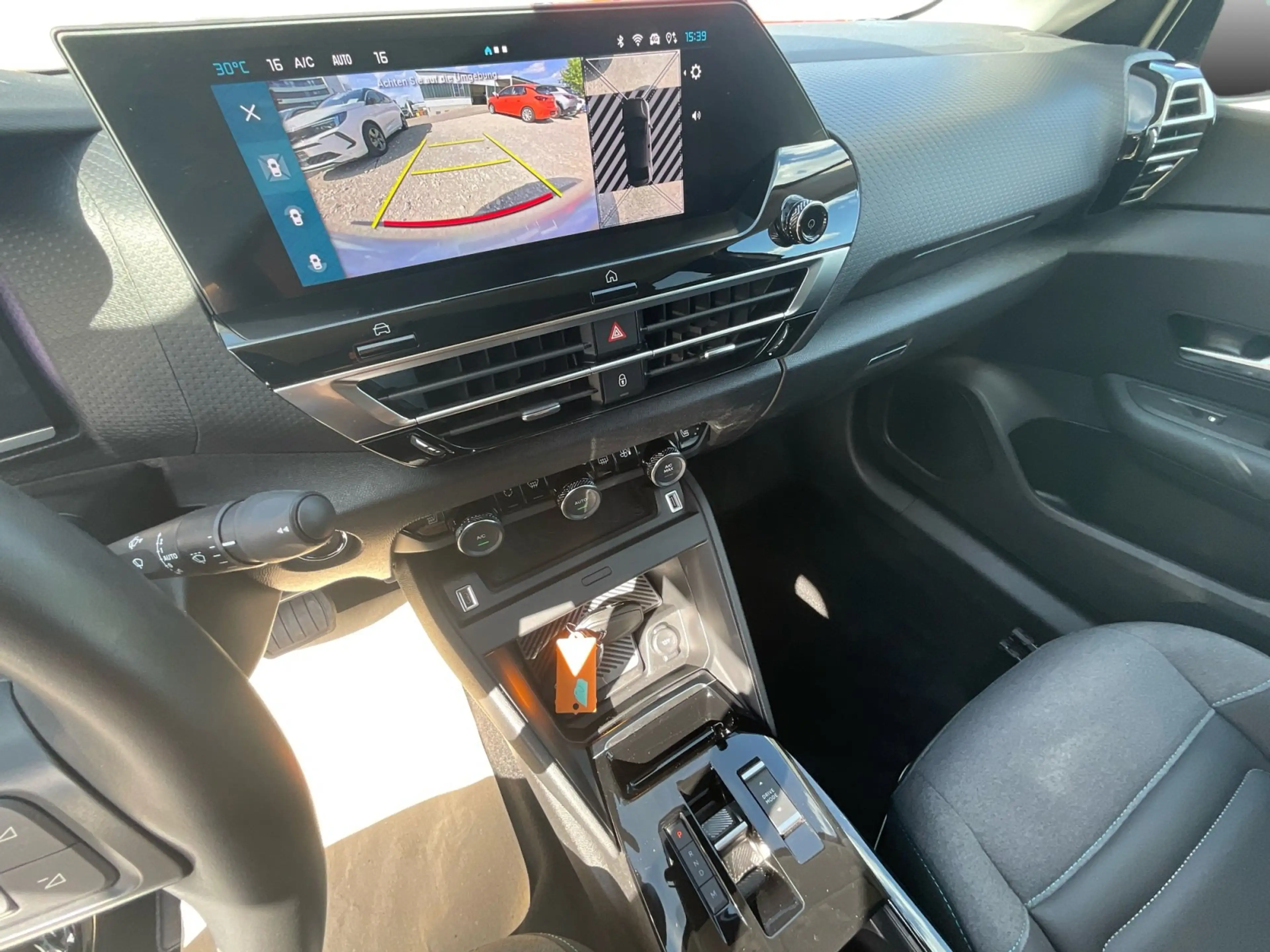 Citroen C4 X 1.2 Automatik 130 Max Vollausstattung — photo 13