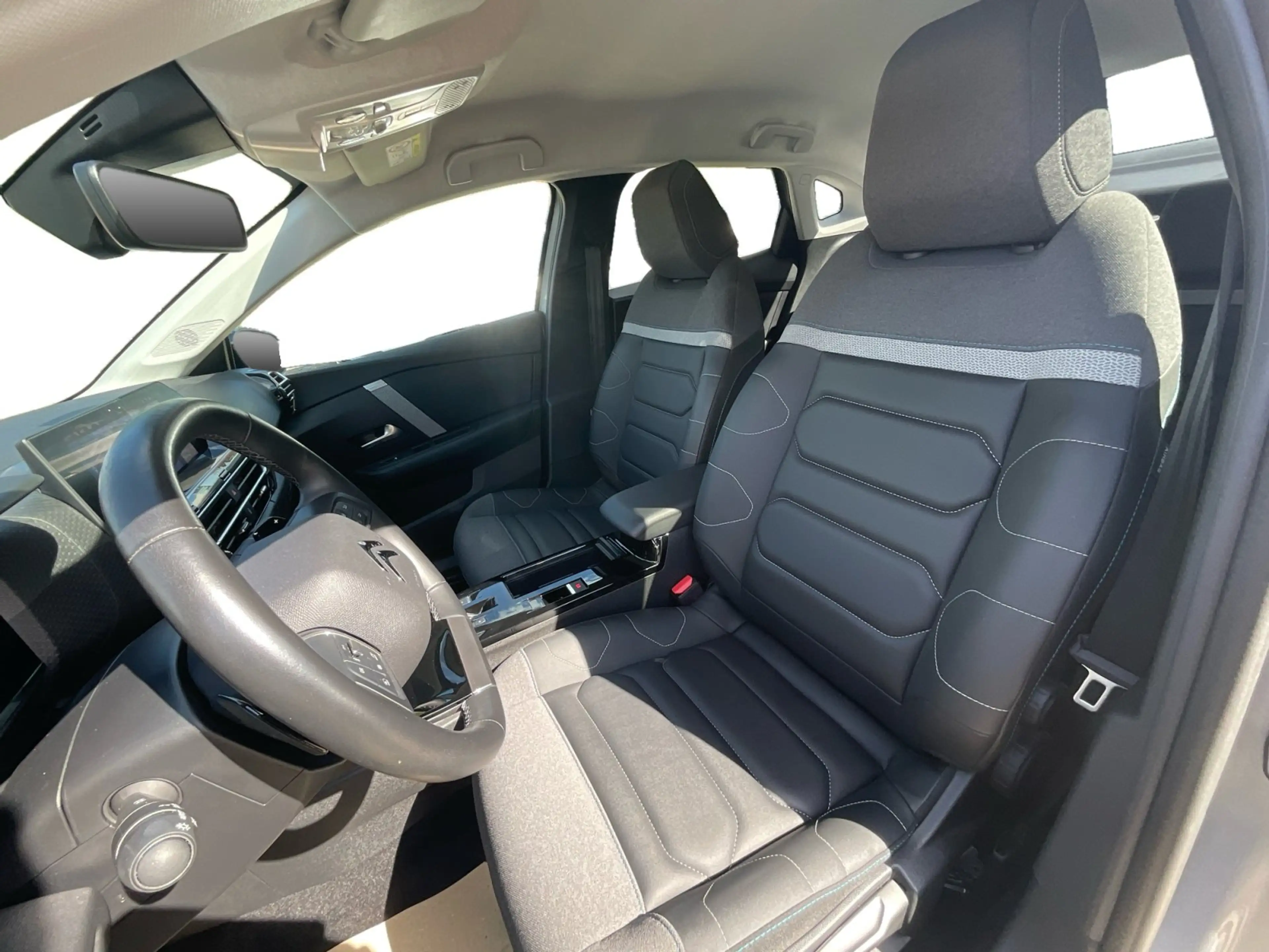 Citroen C4 X 1.2 Automatik 130 Max Vollausstattung — photo 11