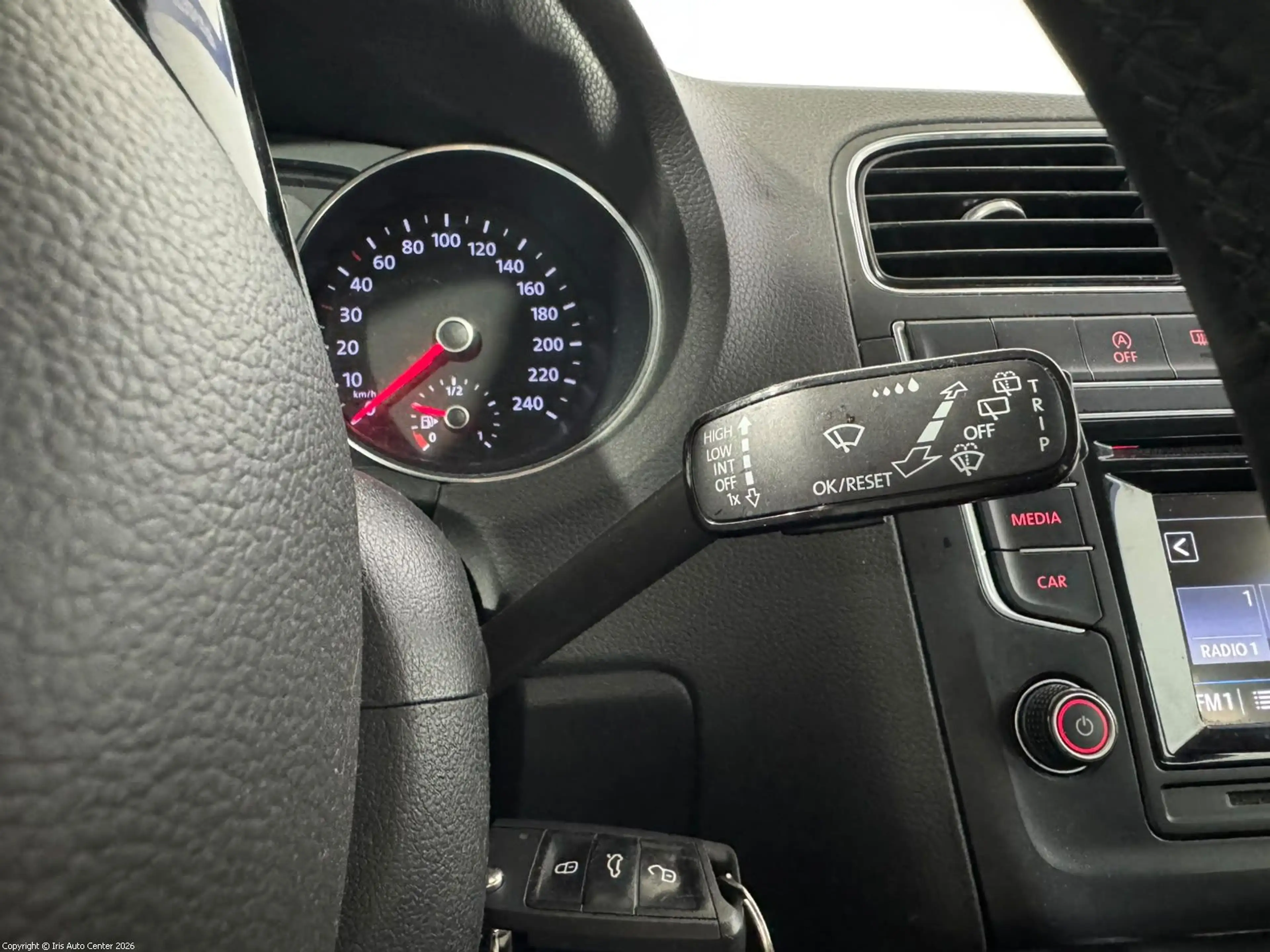 Volkswagen Polo 1.0 TSI | PDC AV/AR | CLIM. AUTO | CRUISE — photo 13