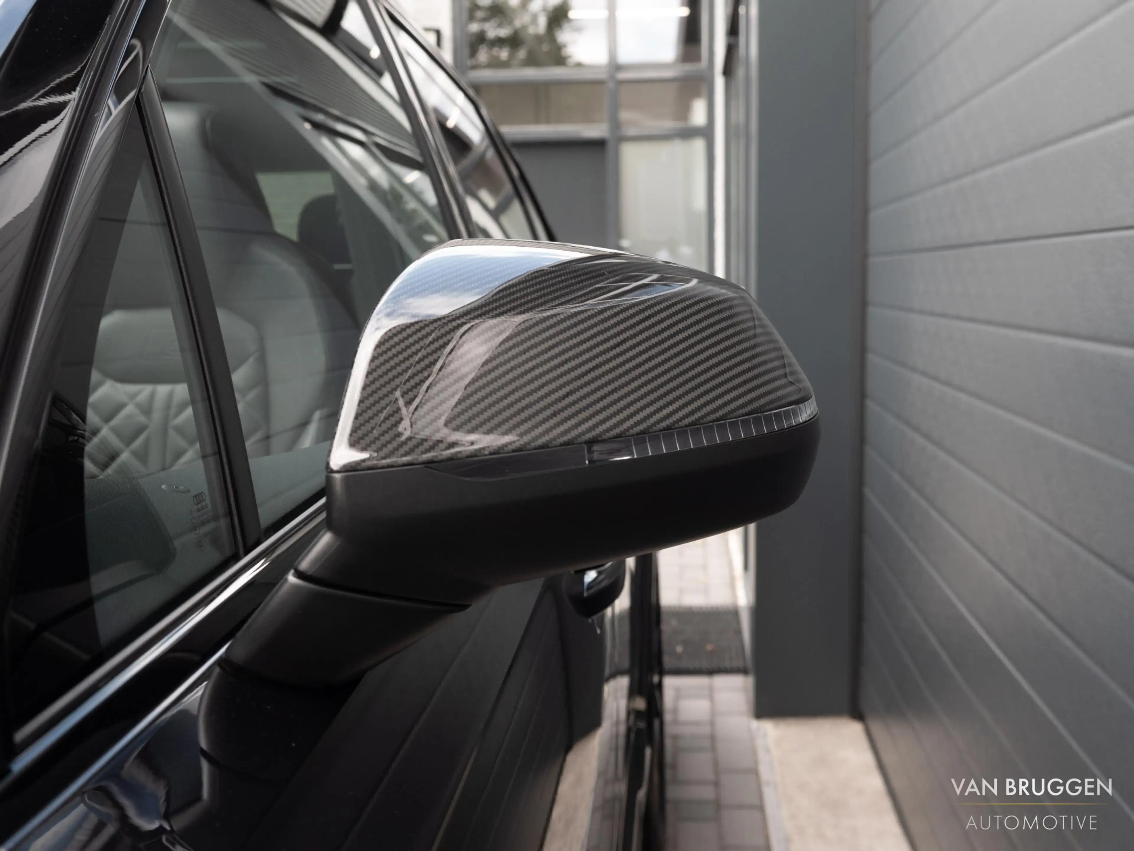 Audi Q7 60 TFSI e quattro S-Line Pano B&O RS-Stoelen Laser — photo 36