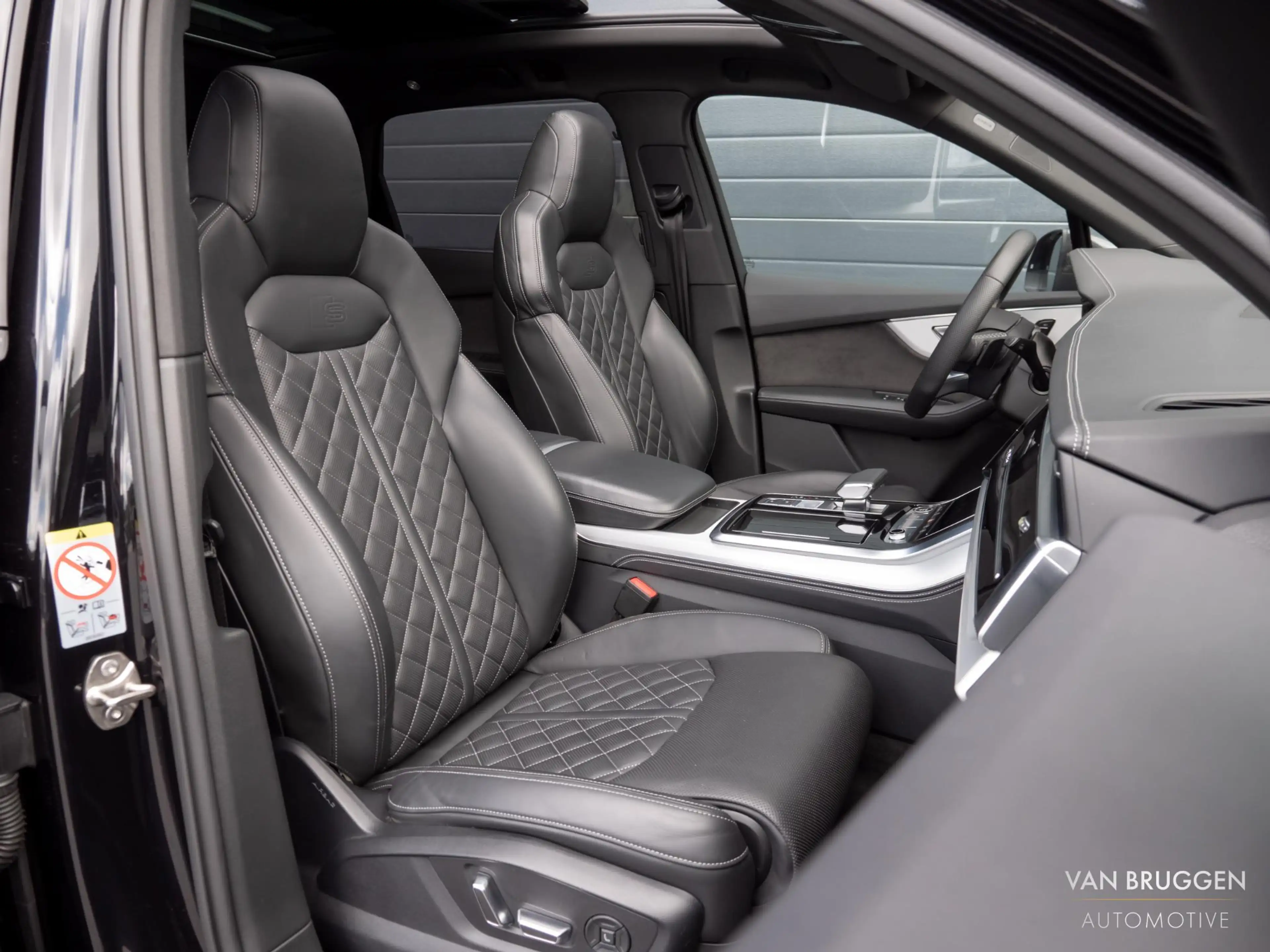 Audi Q7 60 TFSI e quattro S-Line Pano B&O RS-Stoelen Laser — photo 17