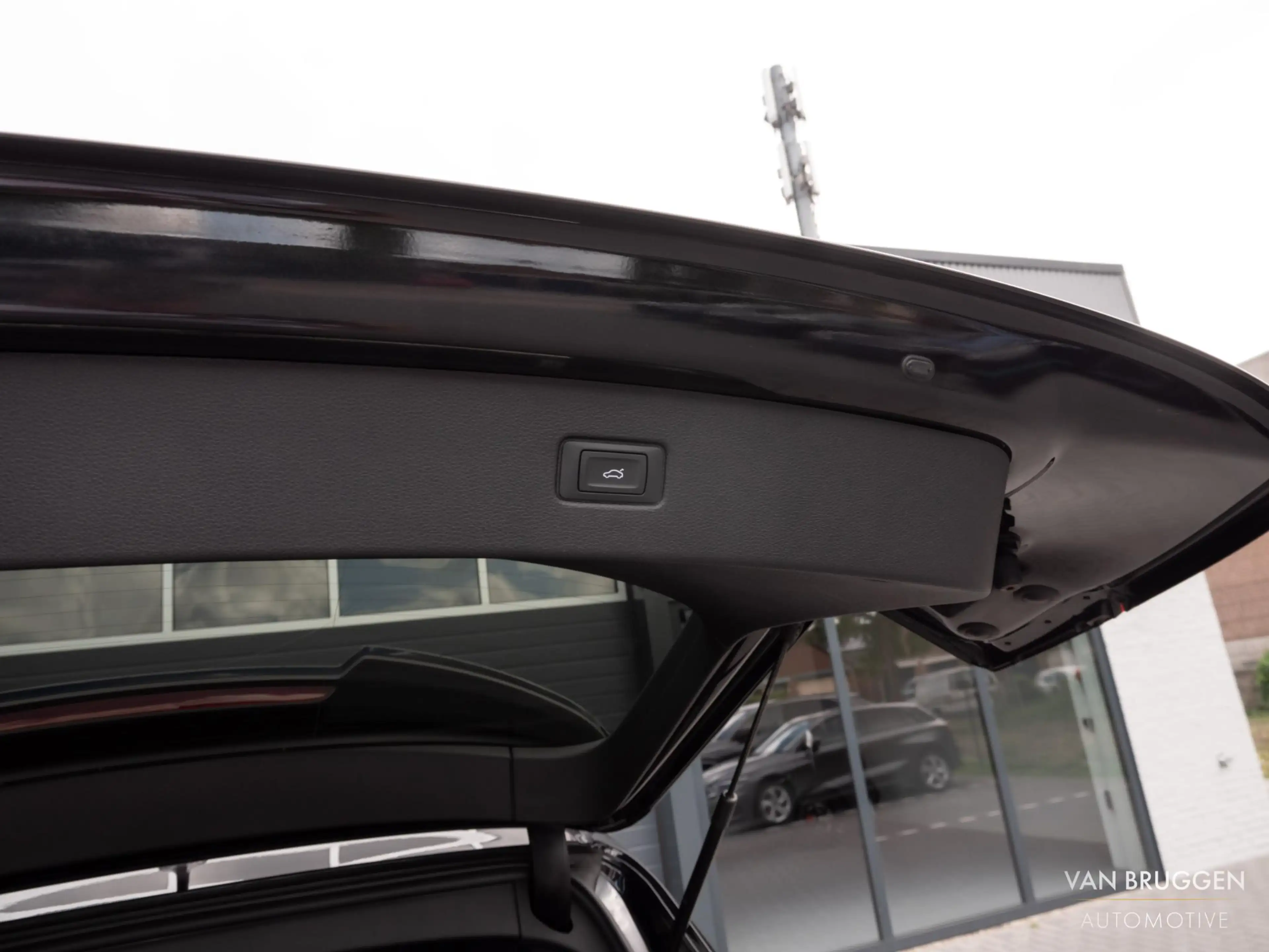 Audi Q7 60 TFSI e quattro S-Line Pano B&O RS-Stoelen Laser — photo 34