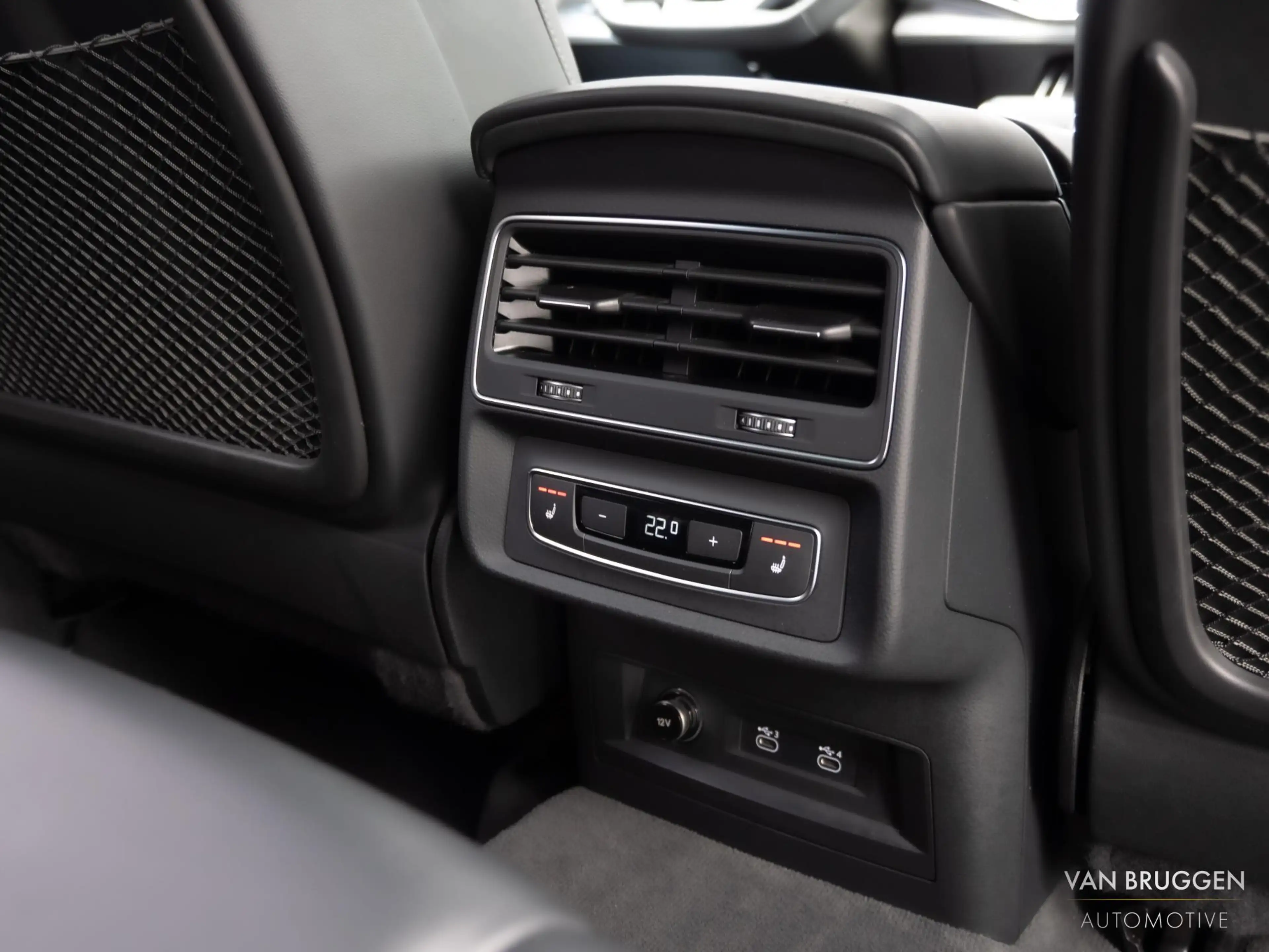 Audi Q7 60 TFSI e quattro S-Line Pano B&O RS-Stoelen Laser — photo 21