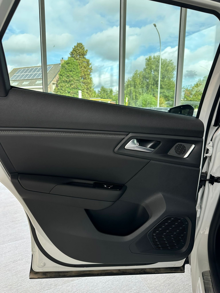 Citroen C5 X C5 X Hybrid 225 Start — photo 8