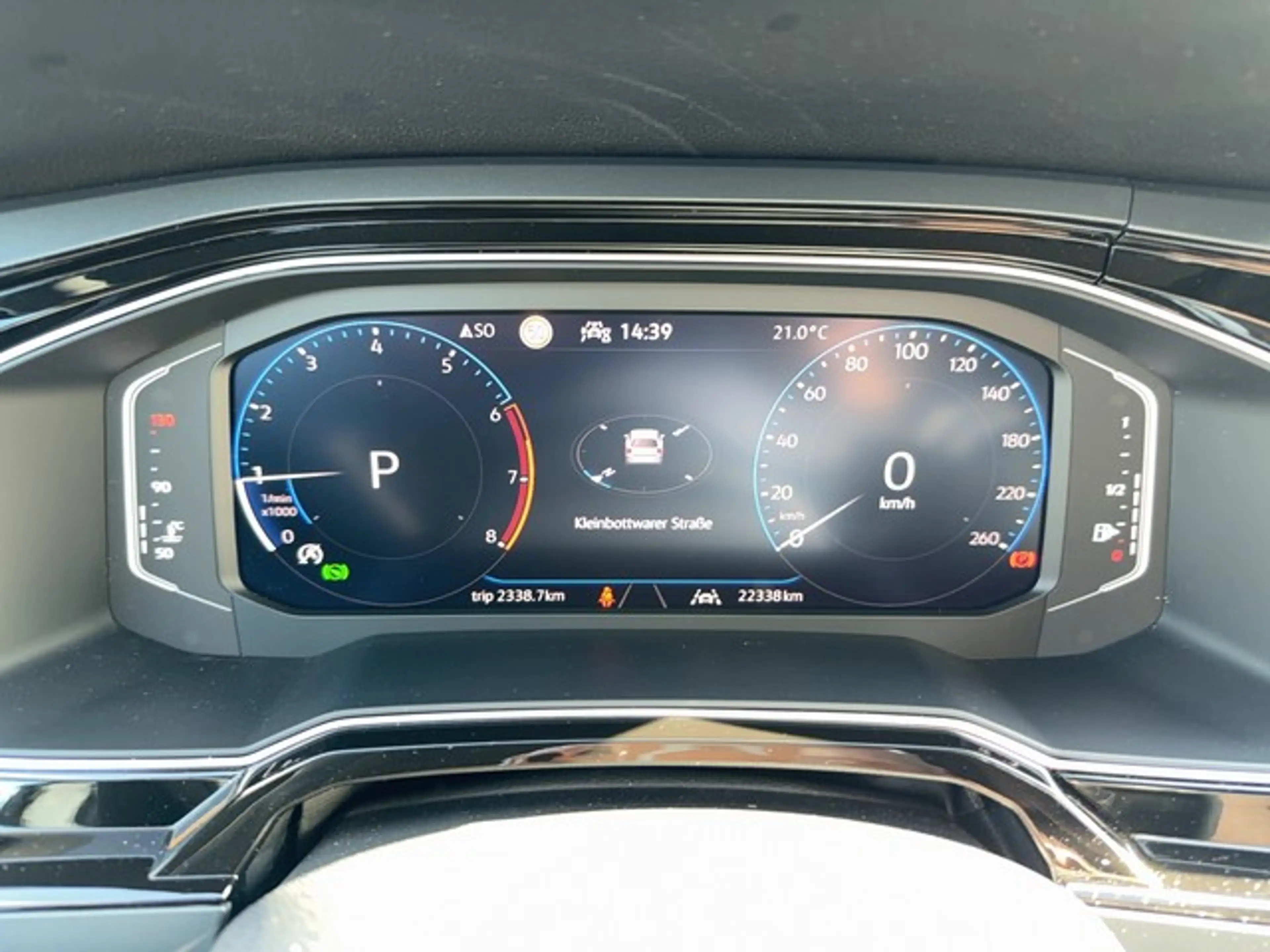 Volkswagen Polo 1.0 TSI DSG R-Line — photo 9