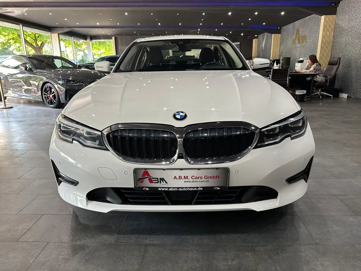 BMW 330 d Limousine /ACC /360°KAMERA / NAVI/ LED Weiß - 2