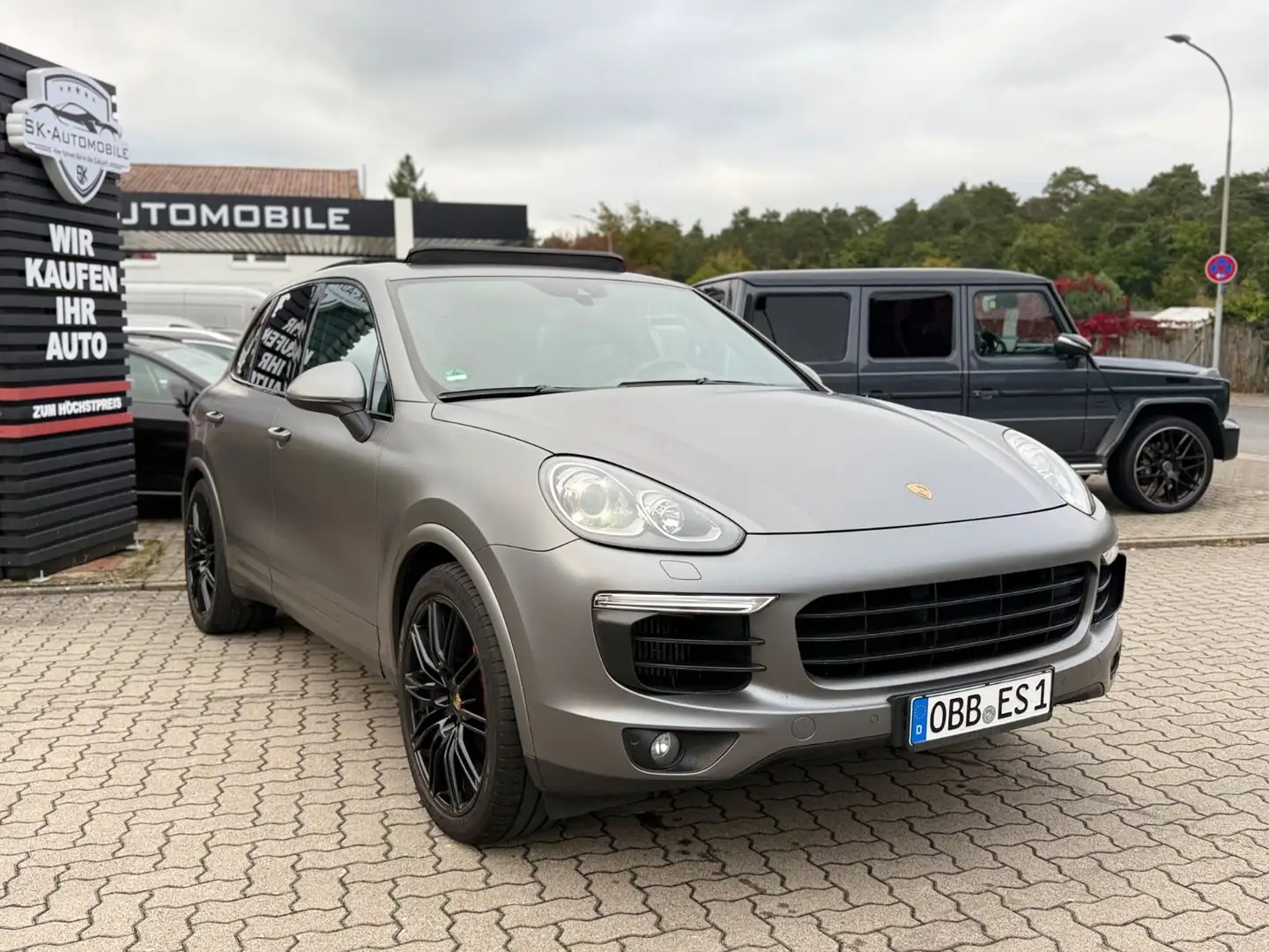Porsche Cayenne Platinum Edition PANO-KAMERA-CHRONO-BOSE Schwarz - 1
