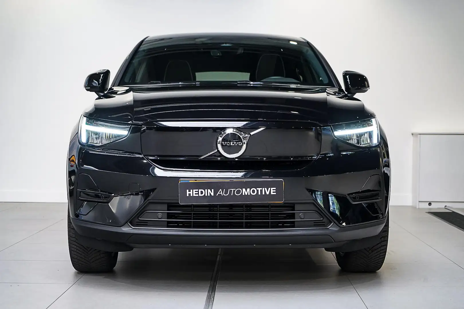 Volvo C40 Plus Dark Full Electric Extended Range 252Pk | Ada Nero - 2