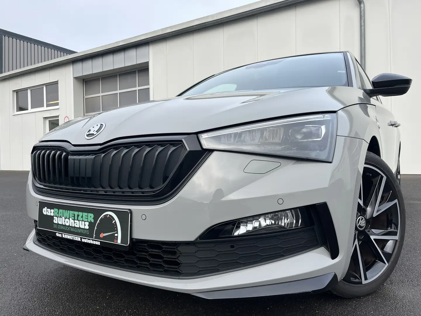 Skoda Scala 1.5 TSI Sportline Monte Carlo 144€ m. 20% Anzahl Grau - 1
