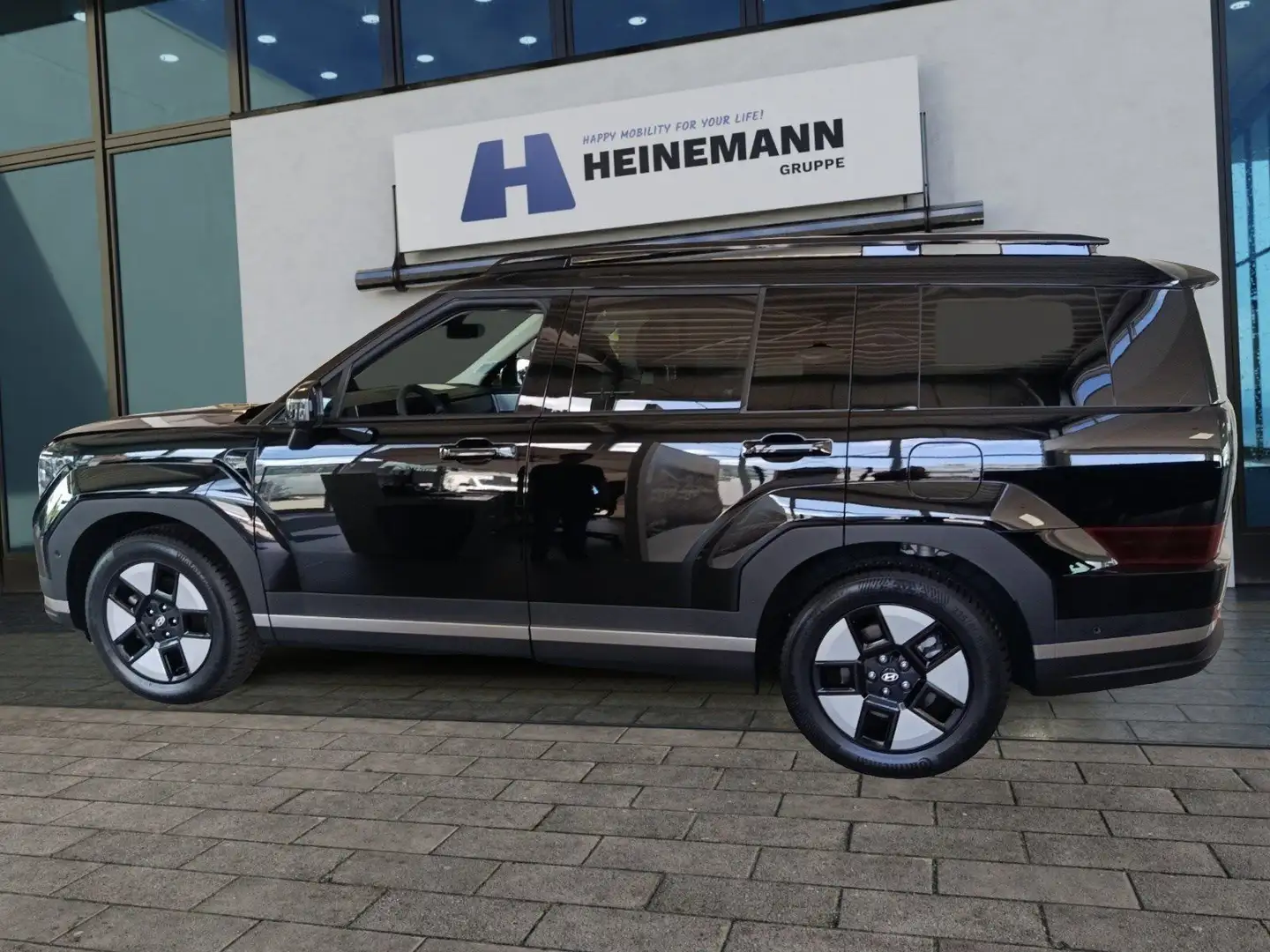 Hyundai SANTA FE 1.6 HEV 4WD INTRO -INKL WINTERRÄDER- Schwarz - 2