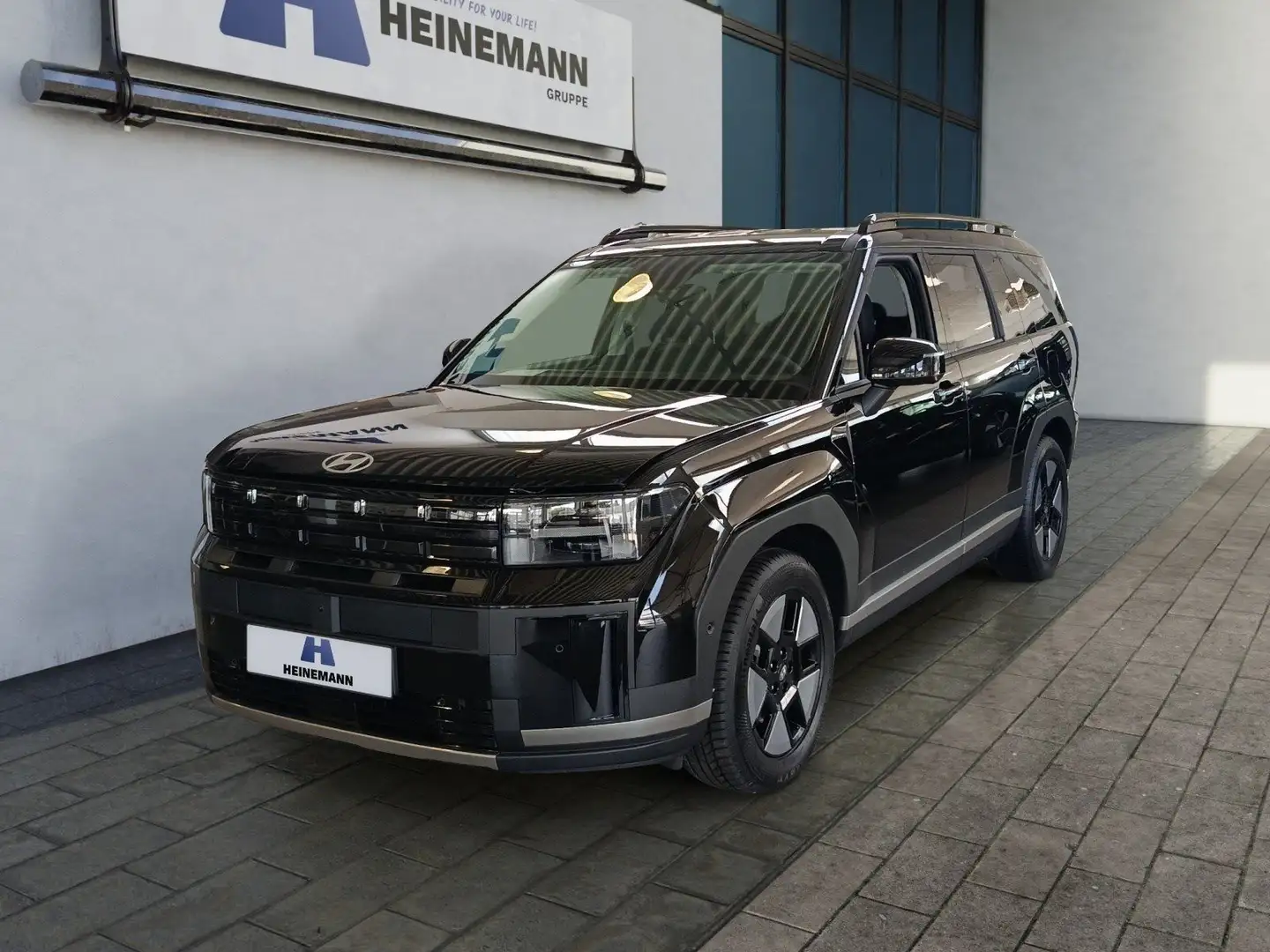 Hyundai SANTA FE 1.6 HEV 4WD INTRO -INKL WINTERRÄDER- Schwarz - 1