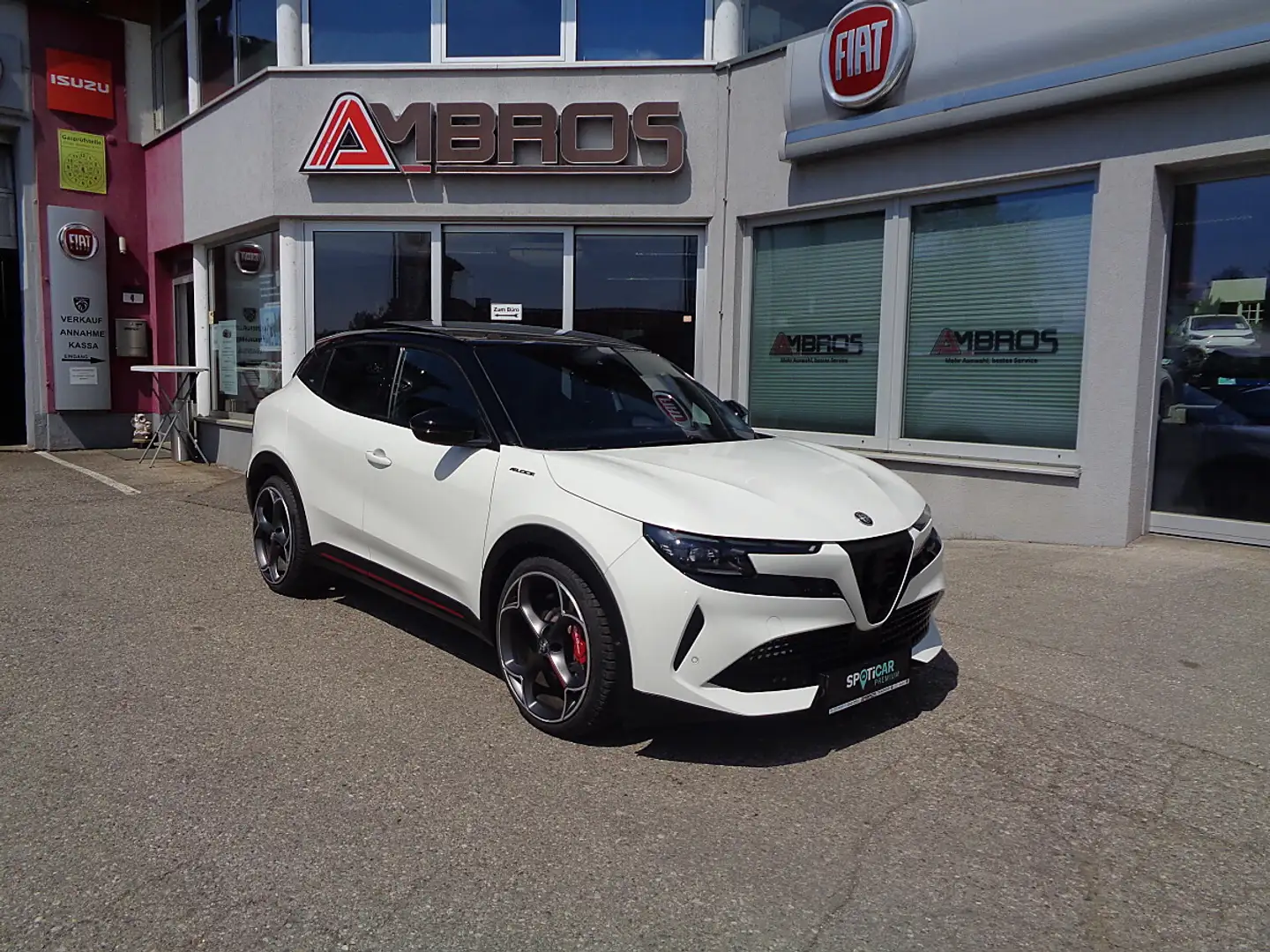 Alfa Romeo Junior Elettrica 280 Batterie 54kWh VELOCE Elektro Weiß - 1