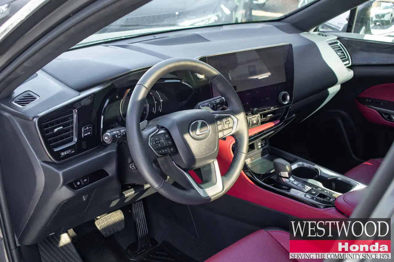 Lexus NX снимка Lexus NX