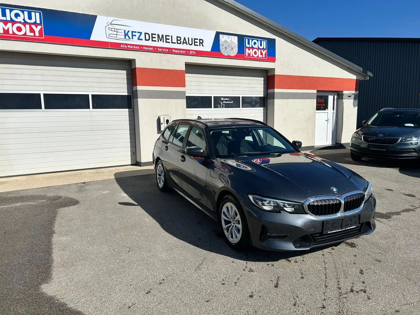 BMW 318 318 d Advantage Grau - 1