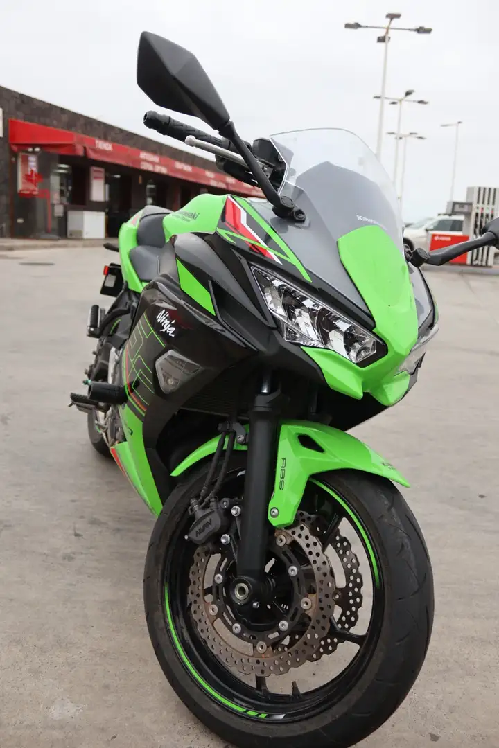 Kawasaki Ninja 650 Verde - 1