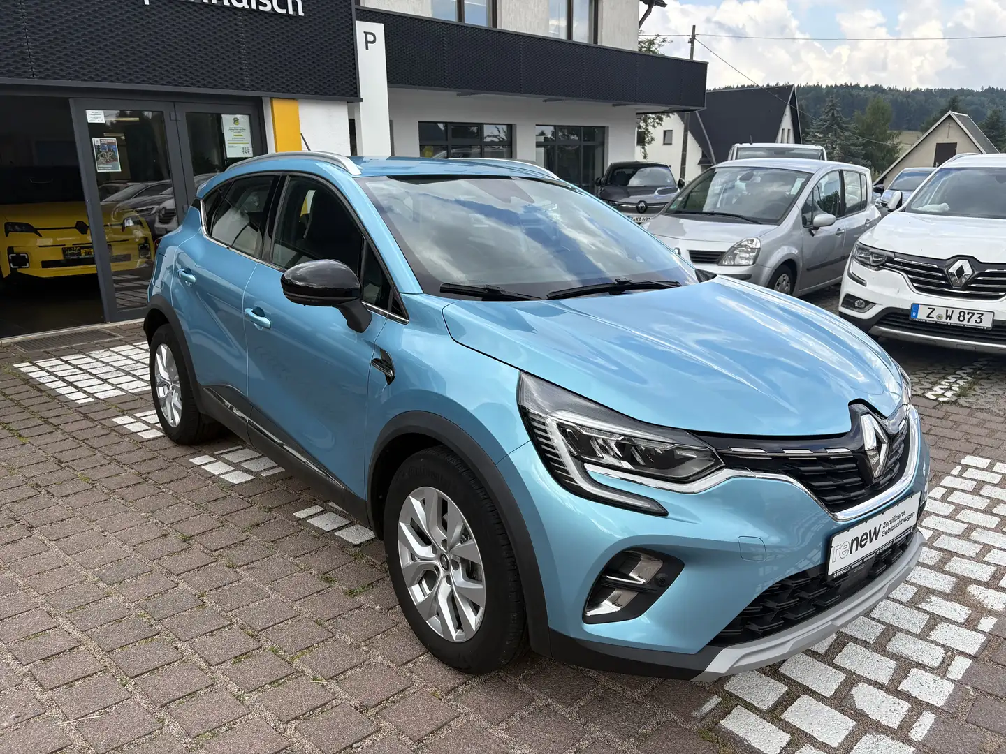 Renault Captur Intens TCe 130 Blau - 2