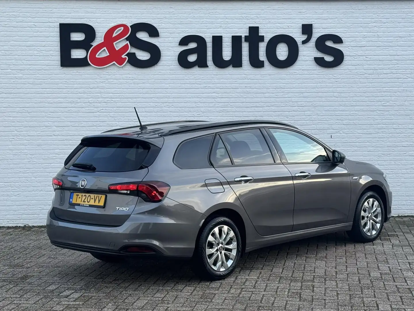 Fiat Tipo Stationwagon 1.4 T-Jet 16v Business Lusso Achterui Gris - 2