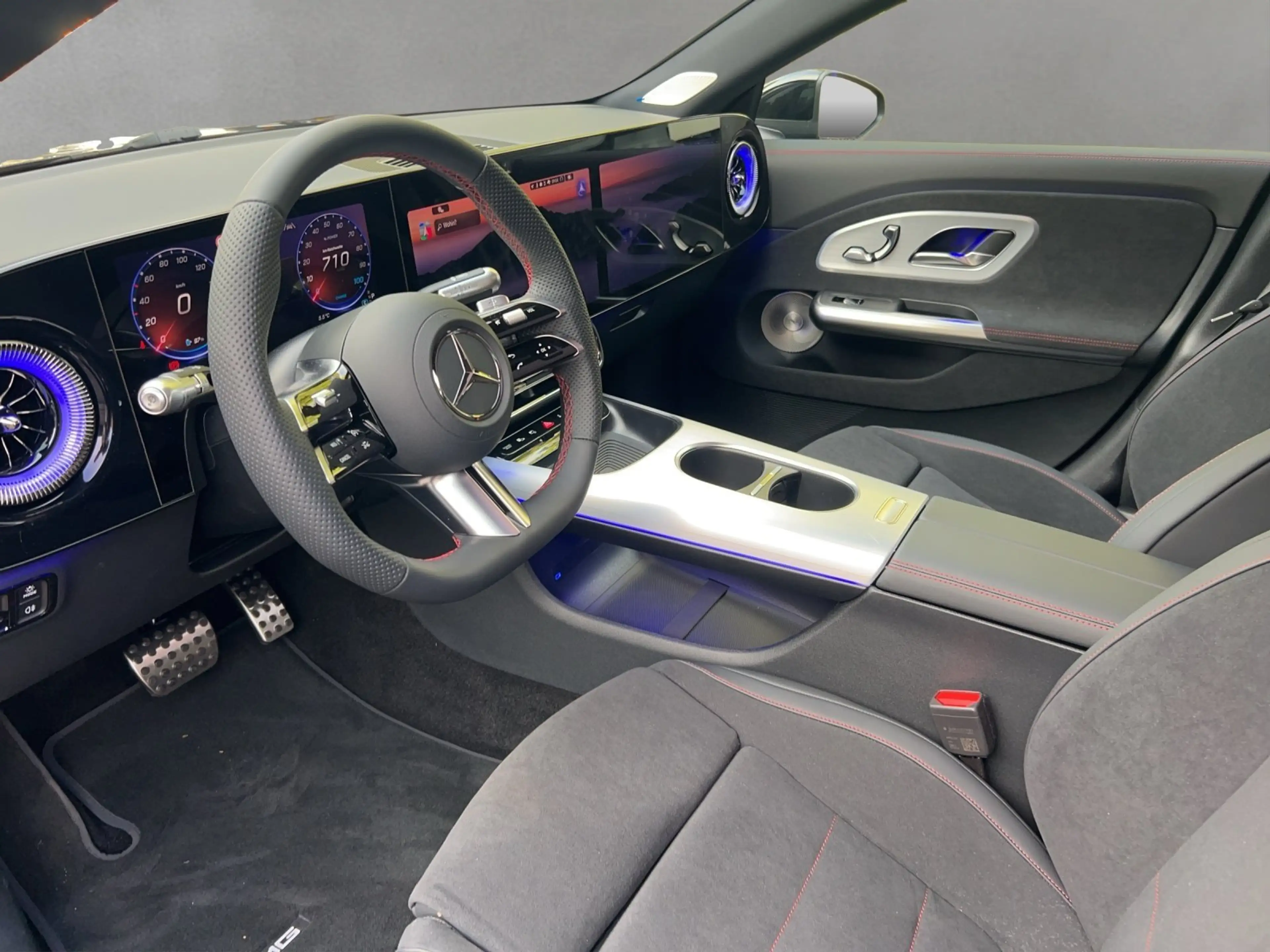 Mercedes-Benz CLA 250 + SB AMG AHK Burm Keyless Pano Superscree — photo 10