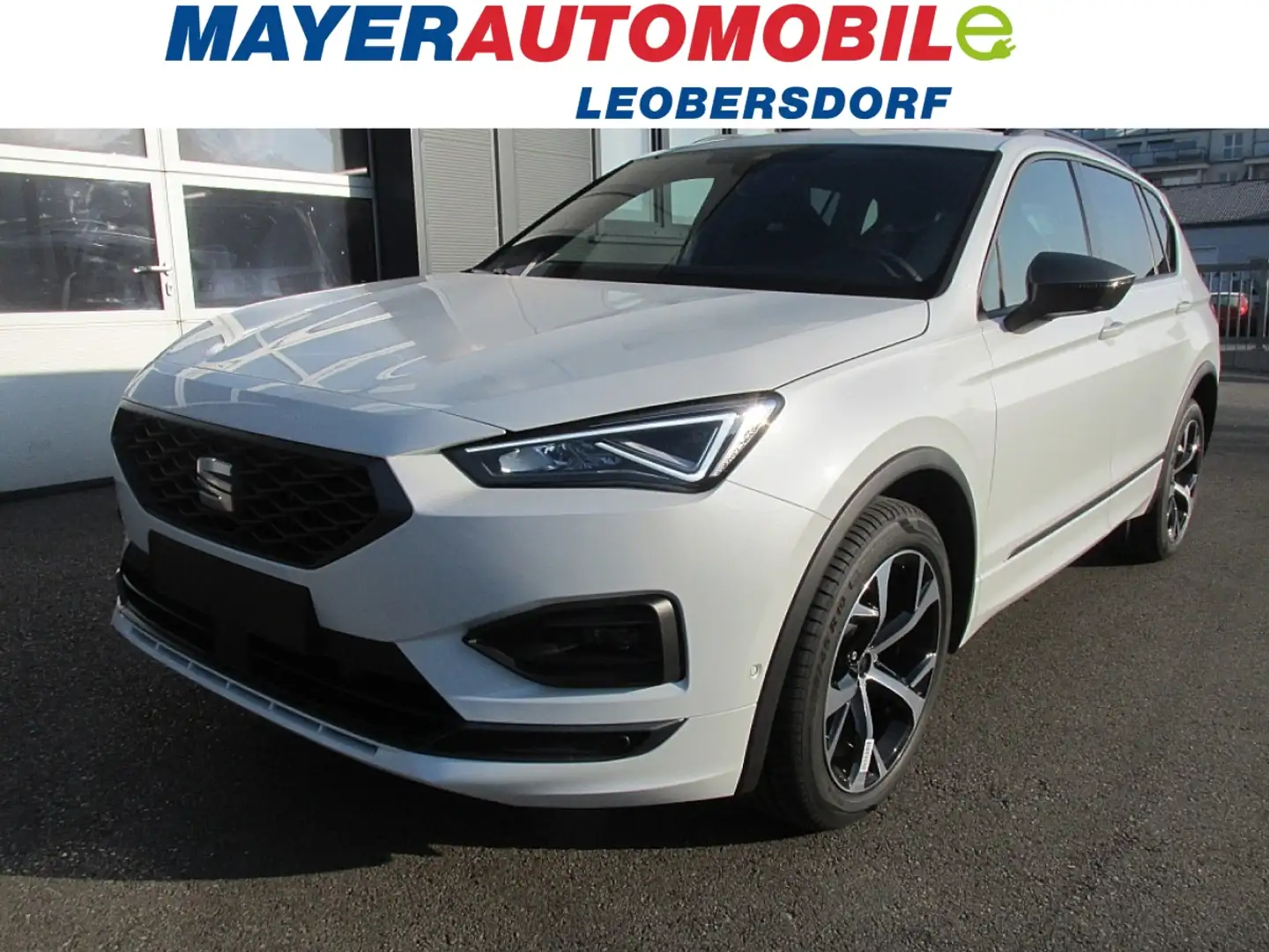 SEAT Tarraco 1,5 TSI ACT FR DSG Weiß - 1
