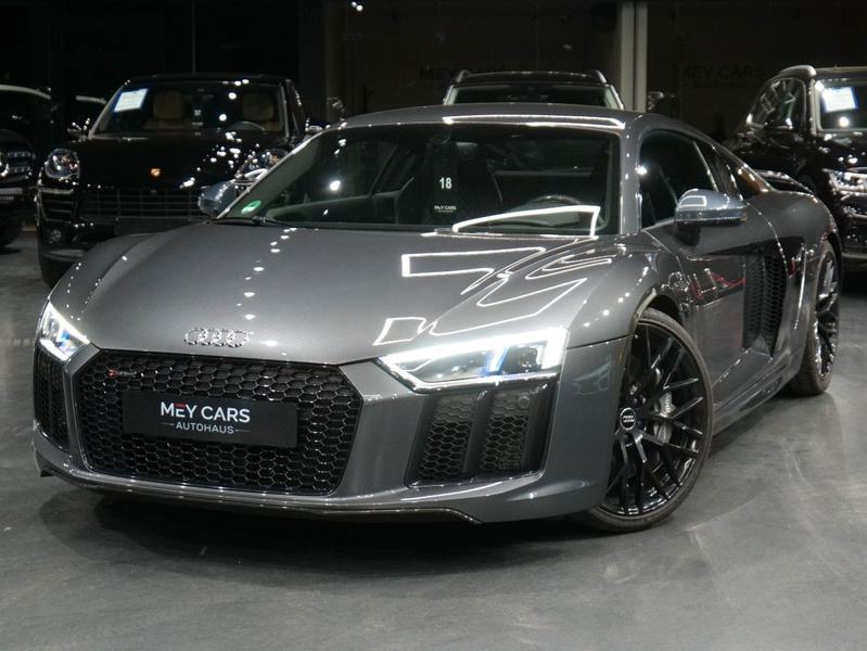 Audi R8 Coupe 5.2 FSI quattro plus *Carbon*