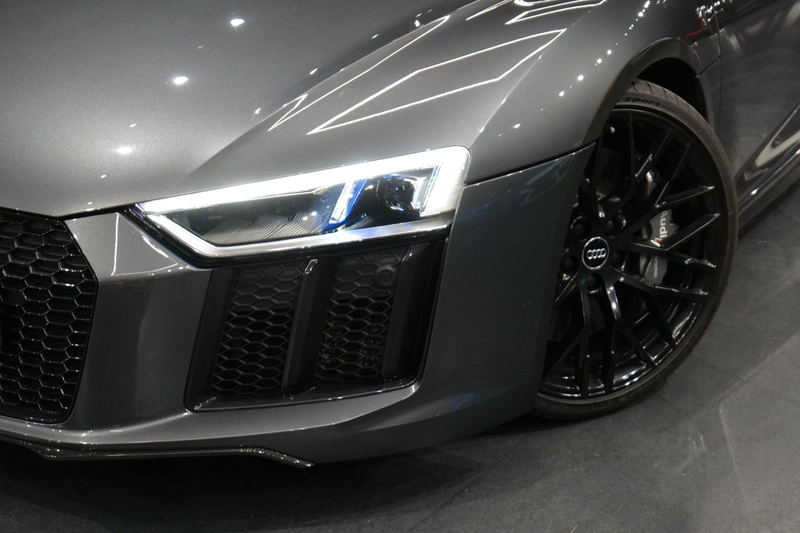 Audi R8 Coupe 5.2 FSI quattro plus *Carbon* — photo 2