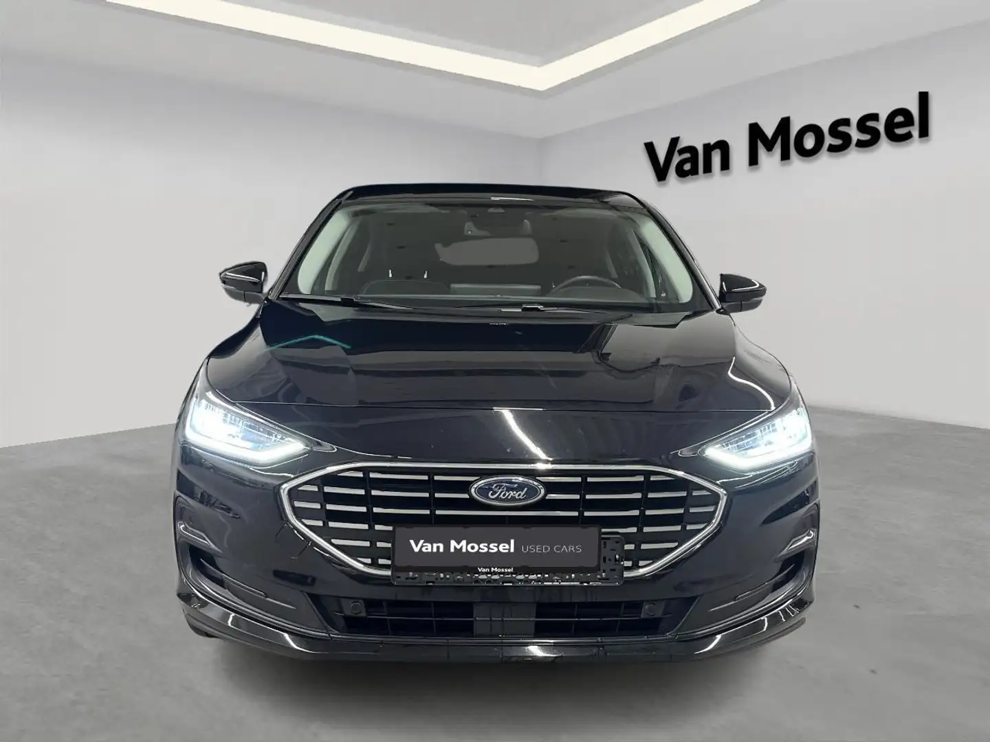 Ford Focus 1.0i EcoBoost 74kW Connected Zwart - 2