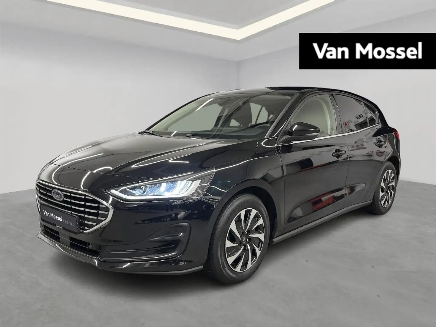 Ford Focus 1.0i EcoBoost 74kW Connected Zwart - 1