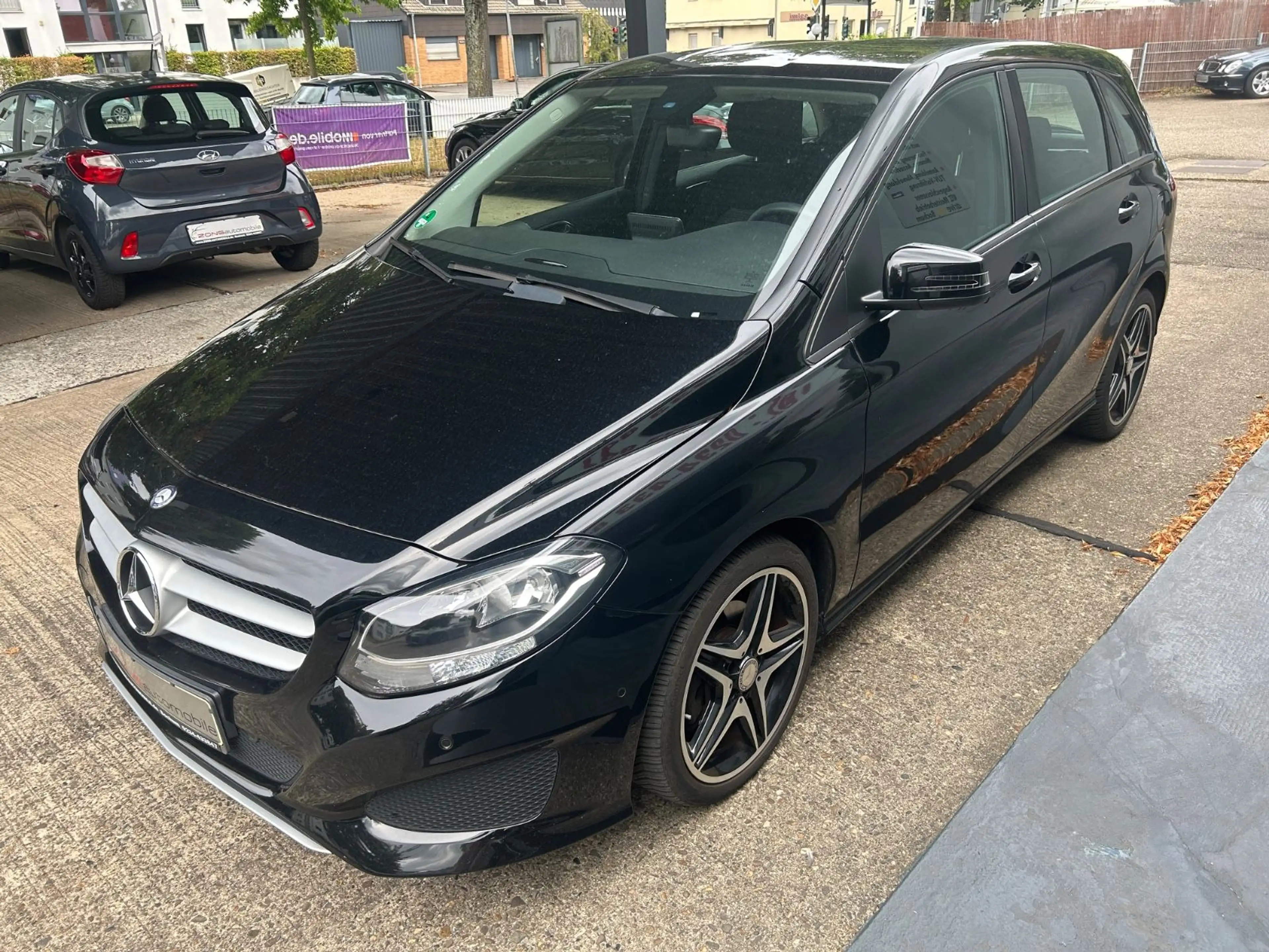 Mercedes-Benz B 160 Automatik+Navi+BT+LM+SHZ+PDC+Tempomat — photo 4
