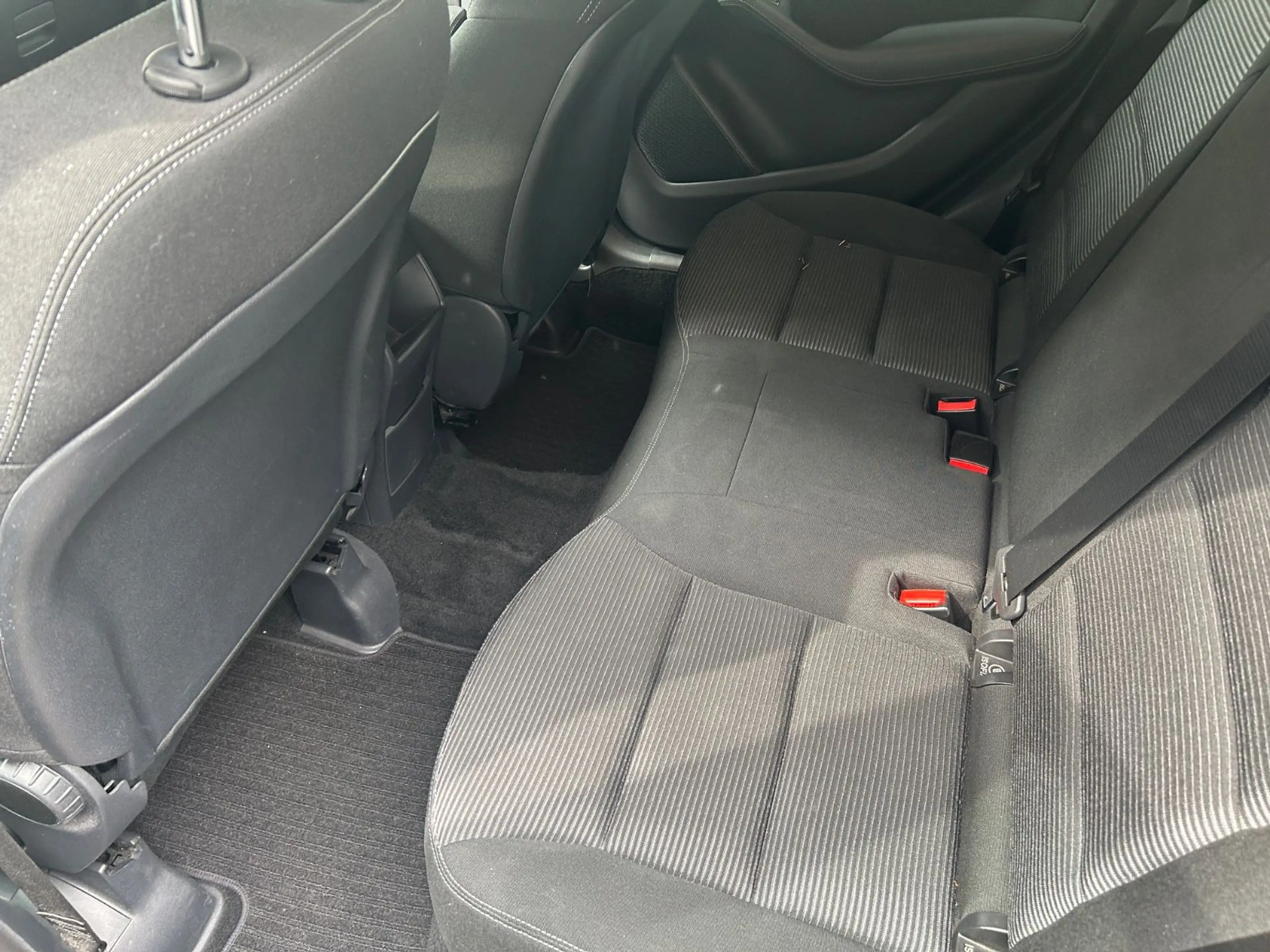Mercedes-Benz B 160 Automatik+Navi+BT+LM+SHZ+PDC+Tempomat — photo 11