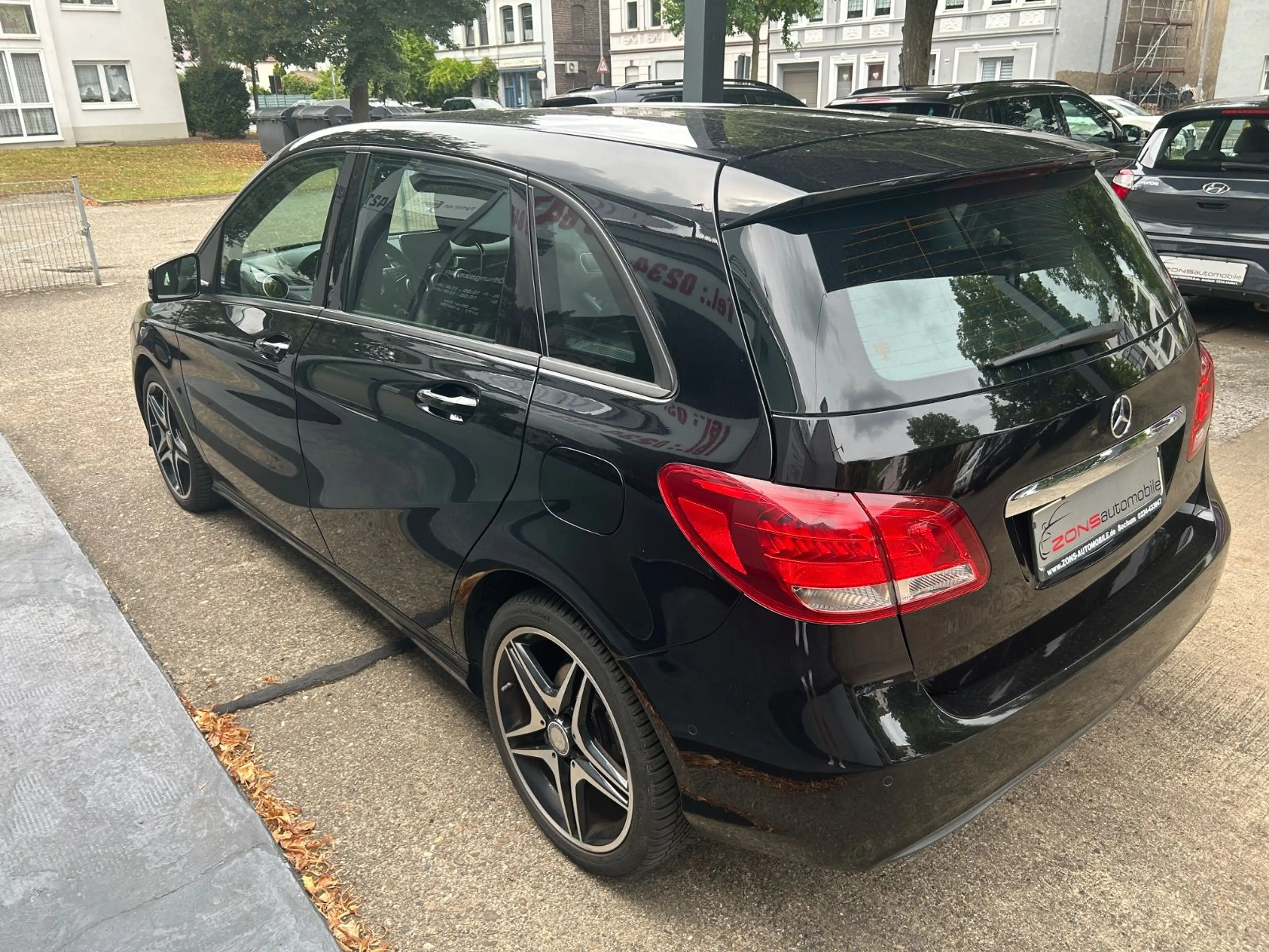 Mercedes-Benz B 160 Automatik+Navi+BT+LM+SHZ+PDC+Tempomat — photo 5