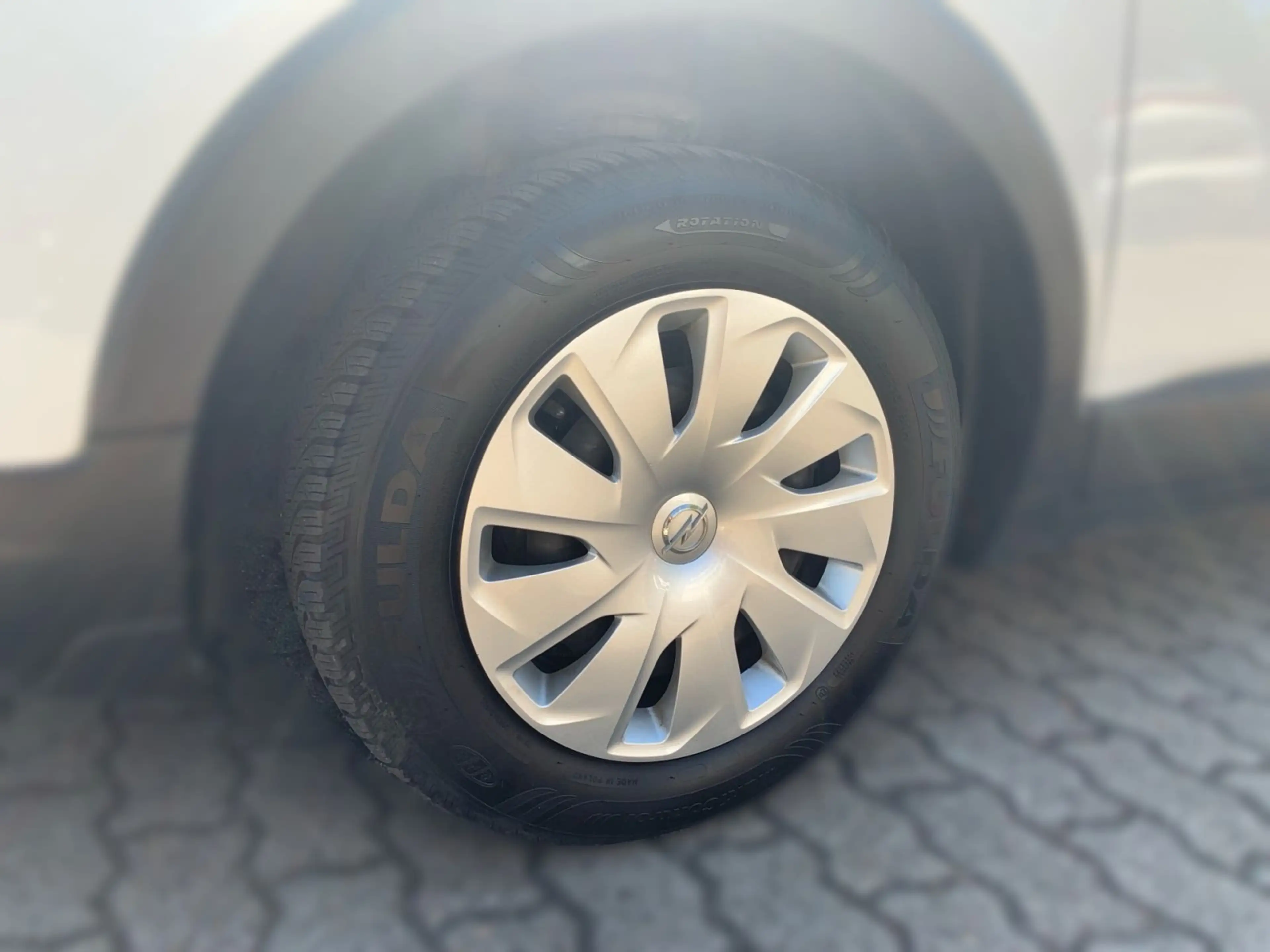 Opel Crossland X 1.2 Selection S/S Parkpilot — photo 9