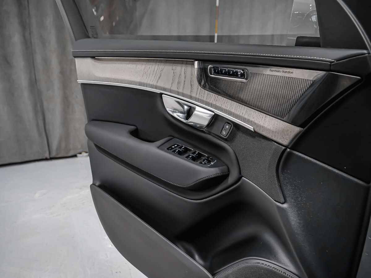 2026 Volvo XC90 B6 ULTRA BRIGHT HARMAN KARDON AFFICH. TÊTE HAUTE thumb 9