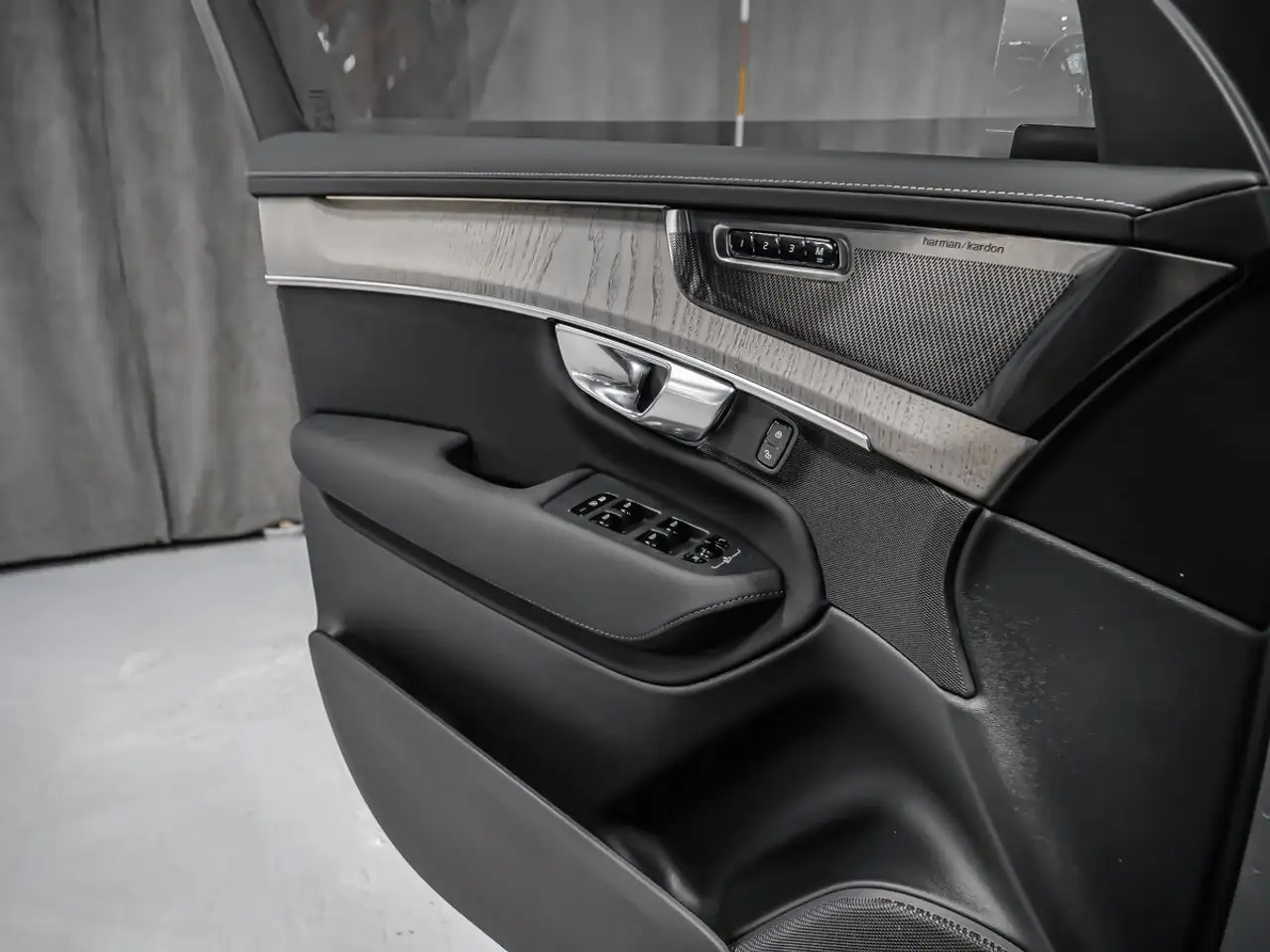 Volvo XC90 снимка Volvo XC90