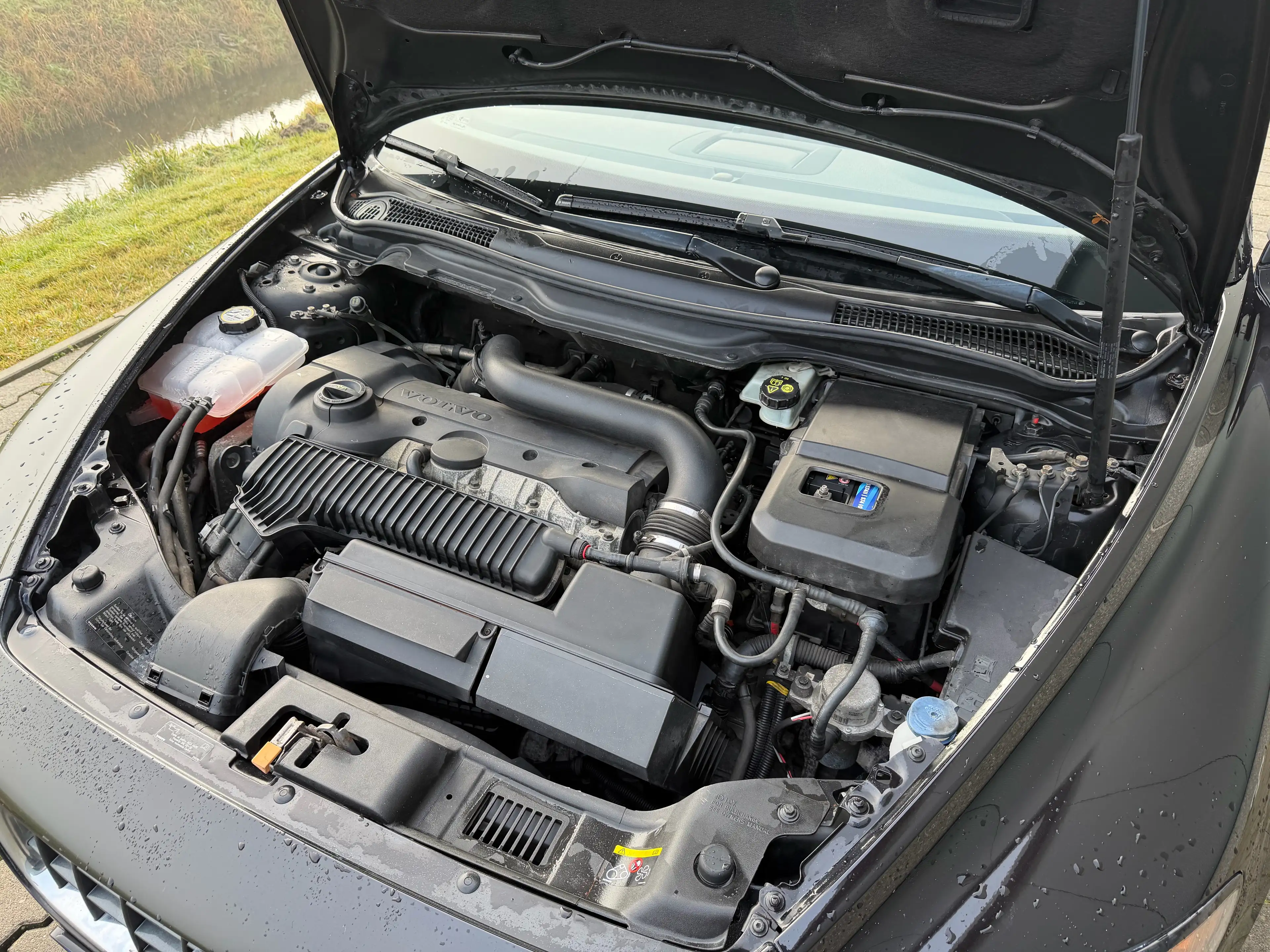 Volvo C70 2.5 T5 Momentum — photo 15