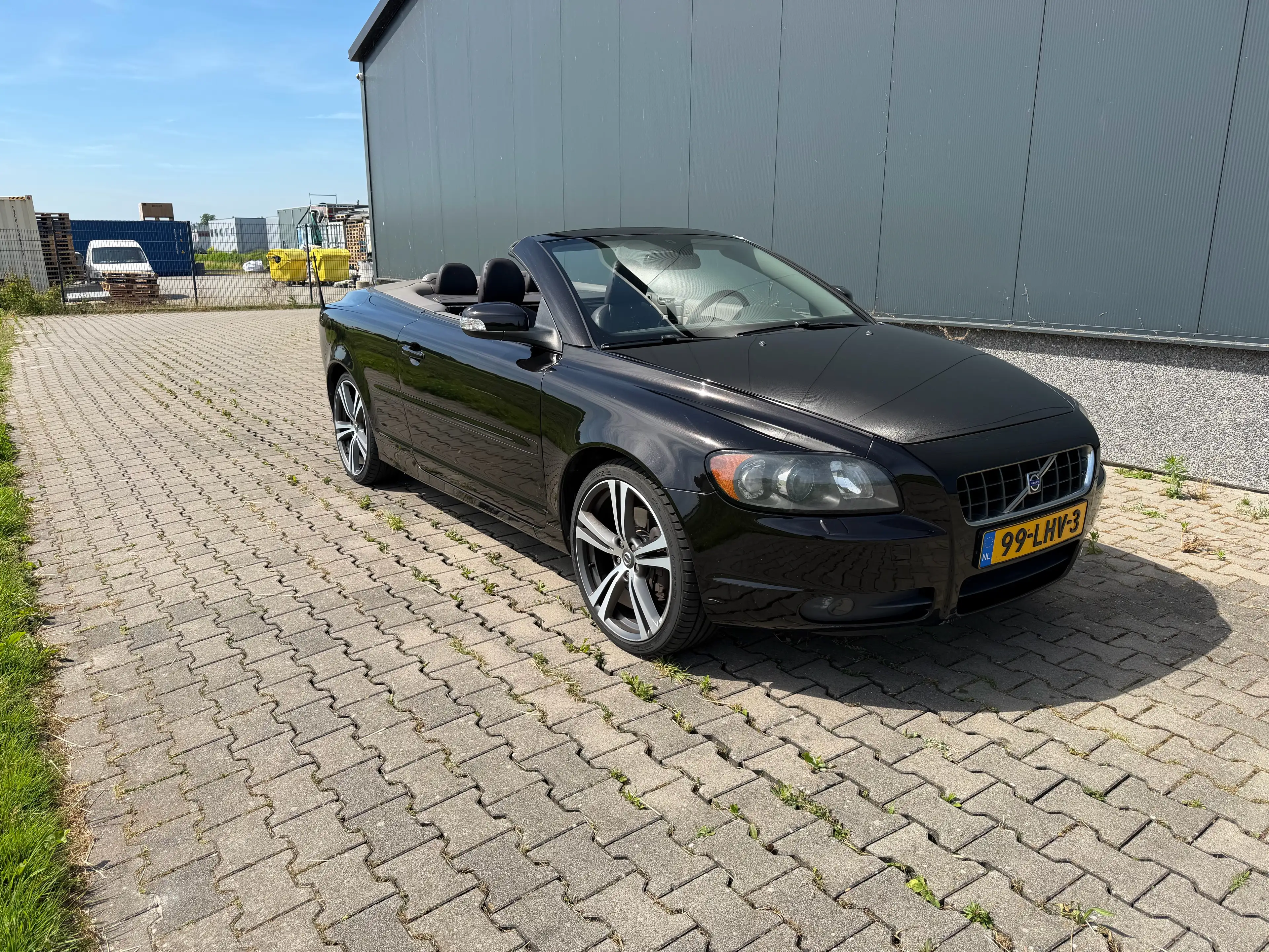 Volvo C70 2.5 T5 Momentum — photo 2