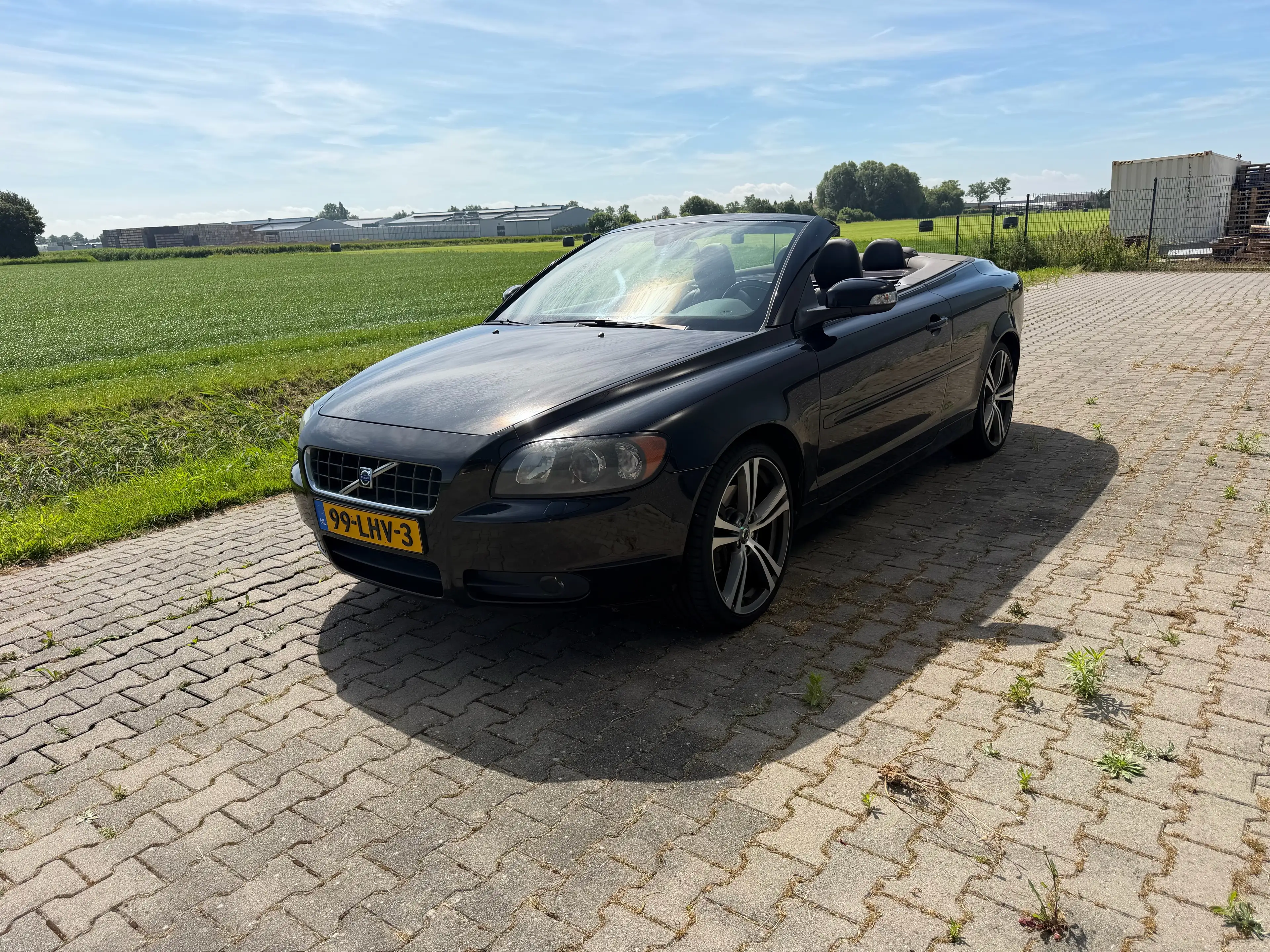 Volvo C70 2.5 T5 Momentum — photo 4