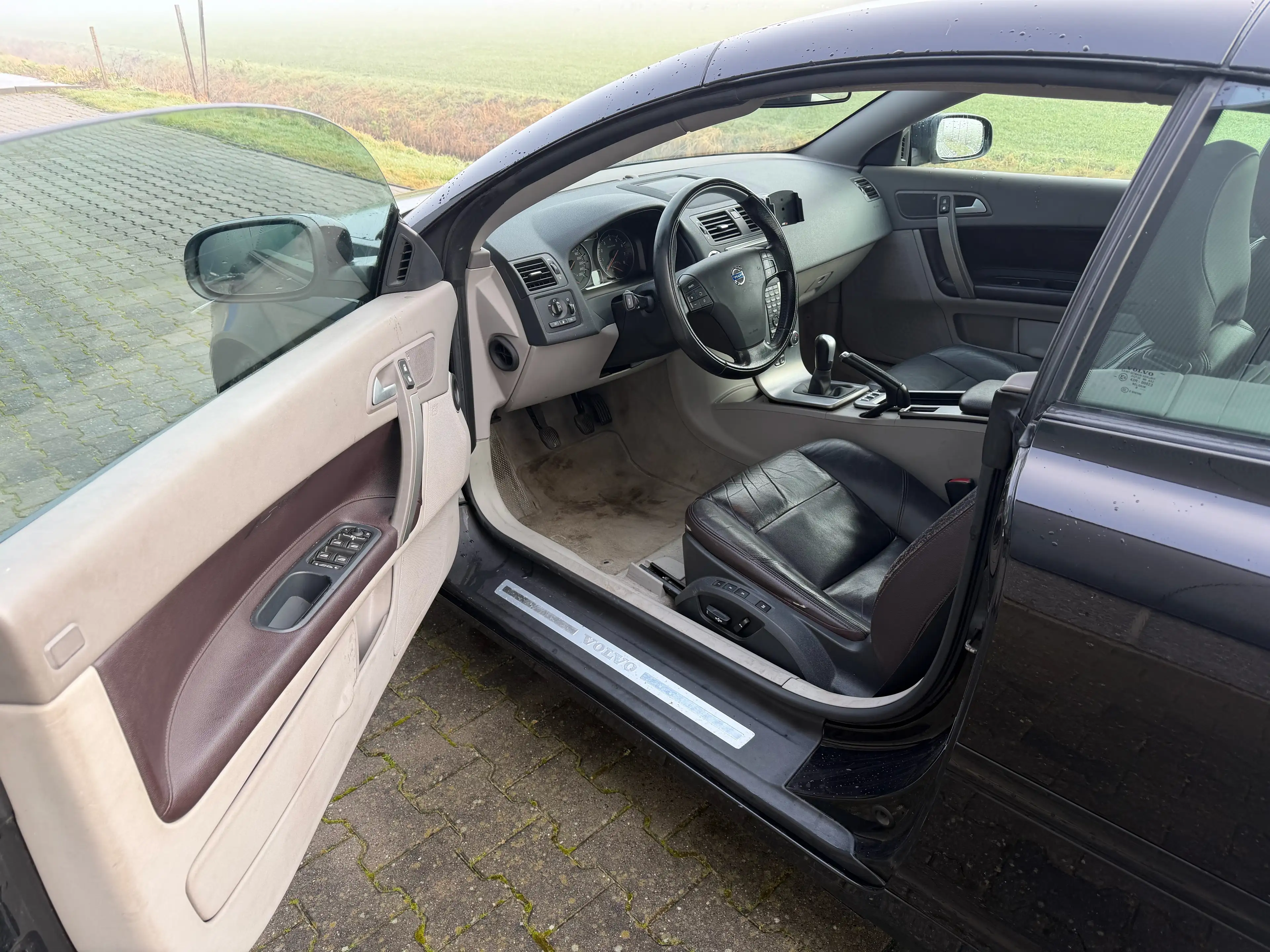 Volvo C70 2.5 T5 Momentum — photo 12