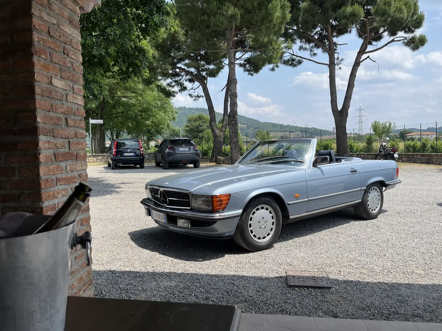 Mercedes-Benz SL 560 Roadster ASI Albastru - 1