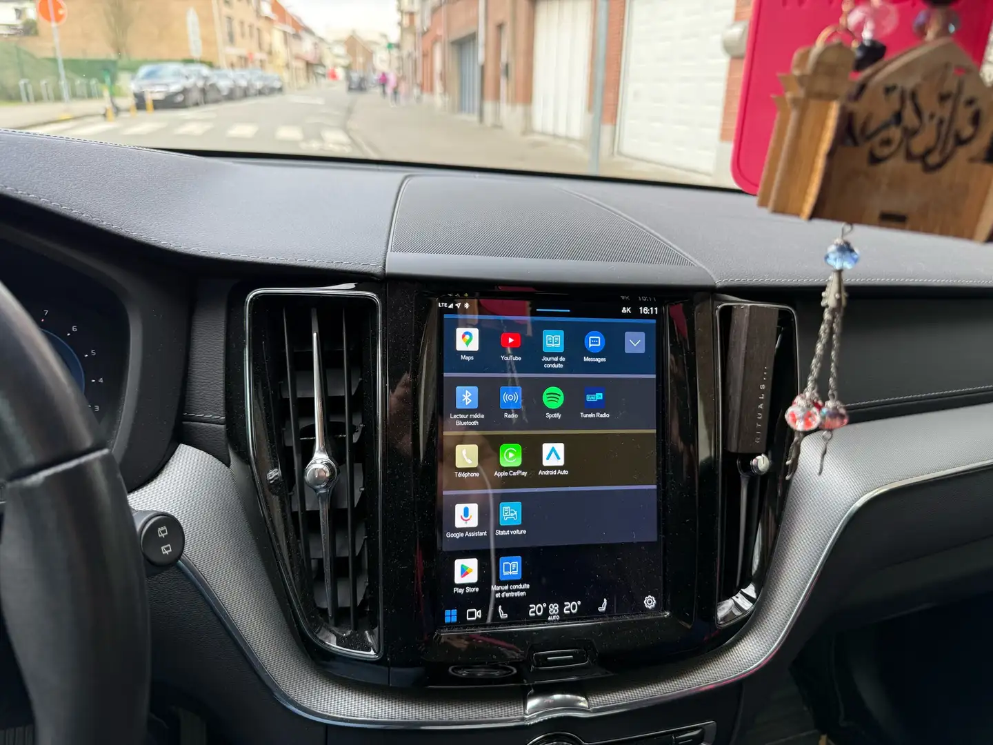 Volvo XC60 2.0 B4 MHEV Core - 1