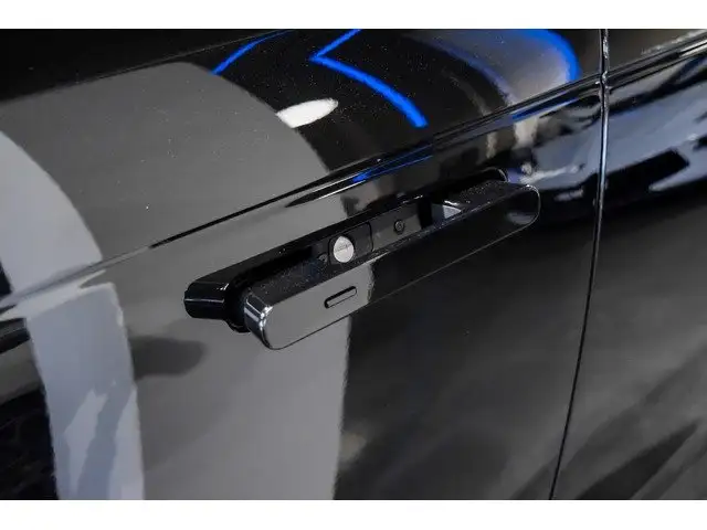 Land Rover Range Rover Sport view 25